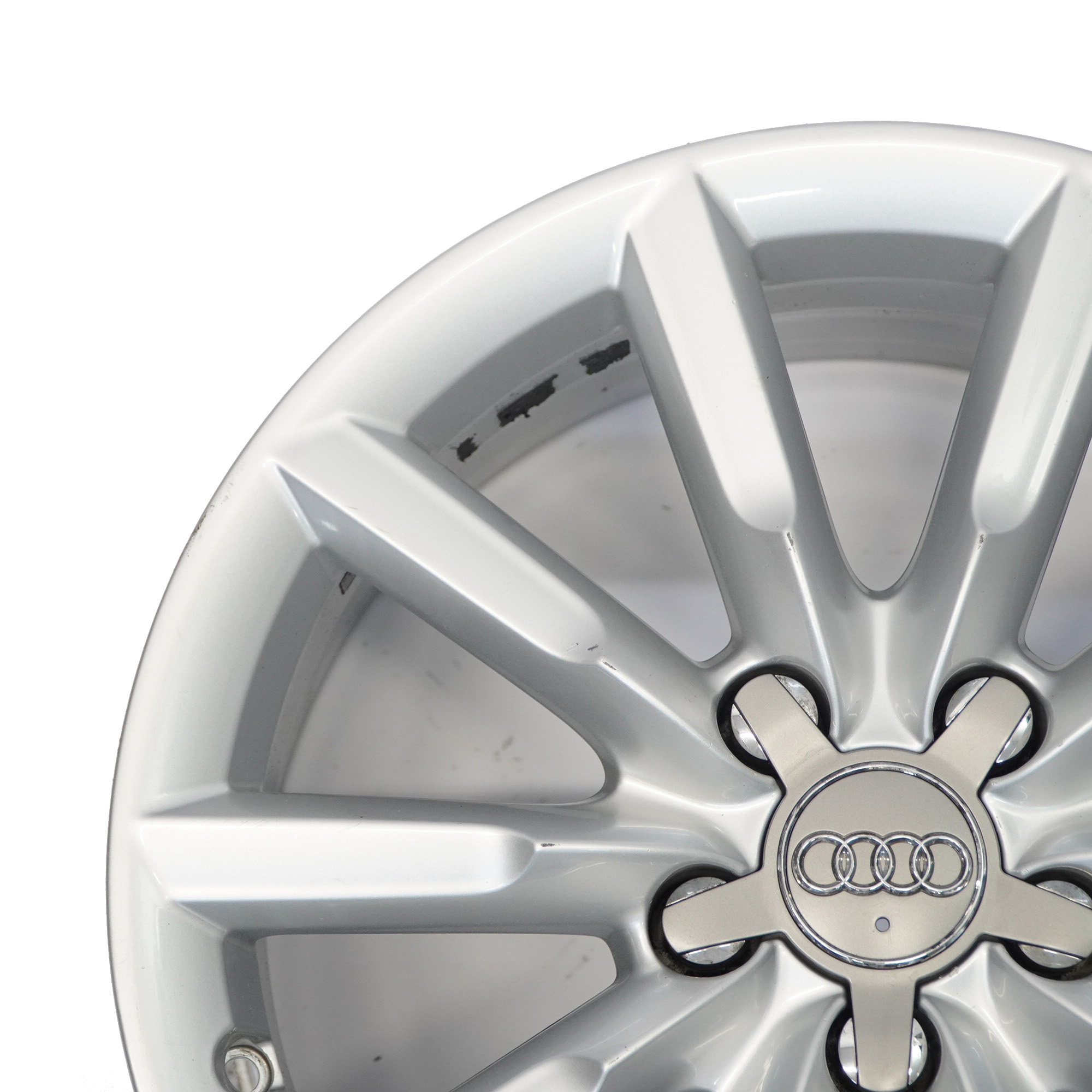 Audi Q3 8U Silberne Leicht Metall Felge 17" 7J ET:43 8U0601025S