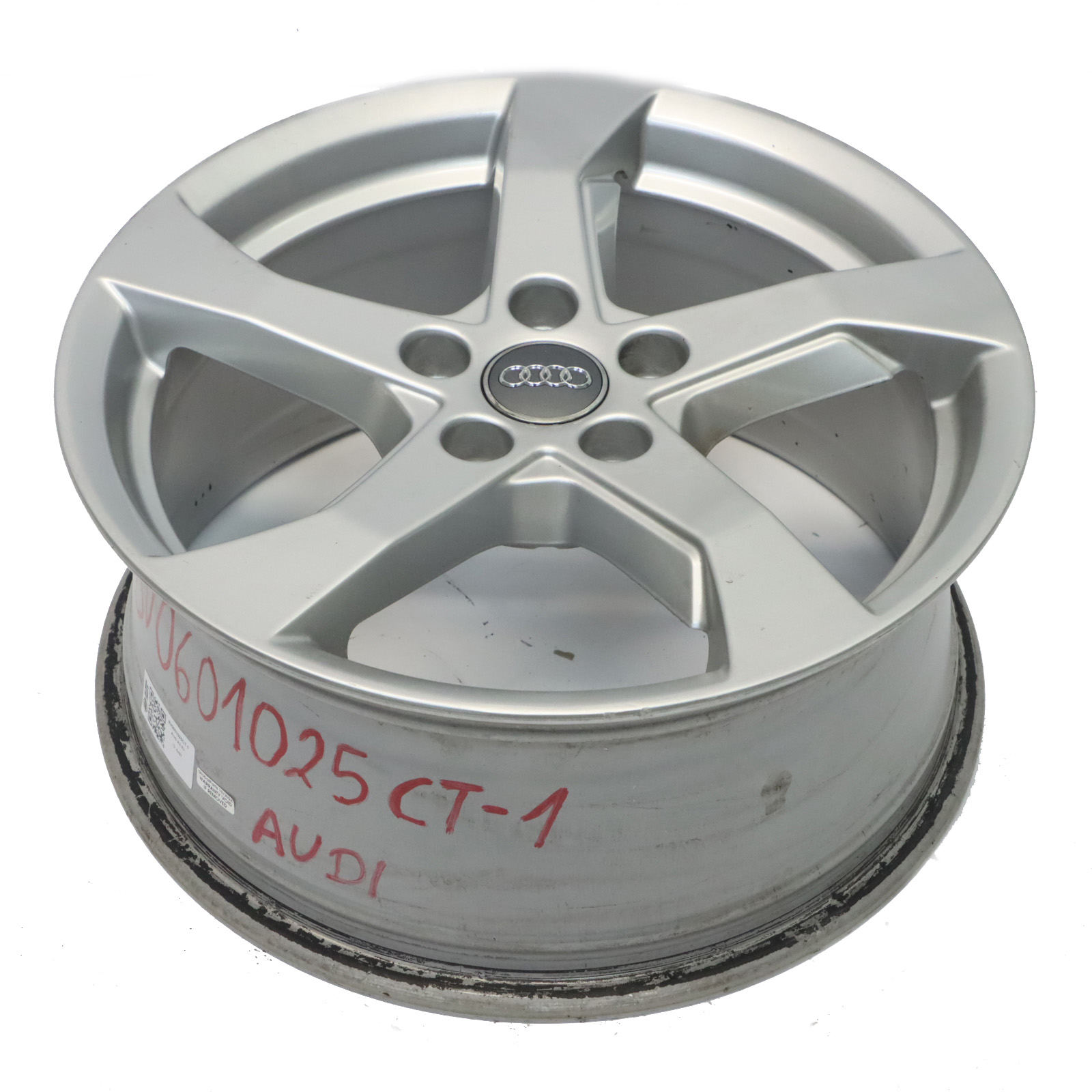 Audi A3 8V Silberne Leichtmetallfelge 17" ET:51 7,5J Sternspeiche 8V0601025CT