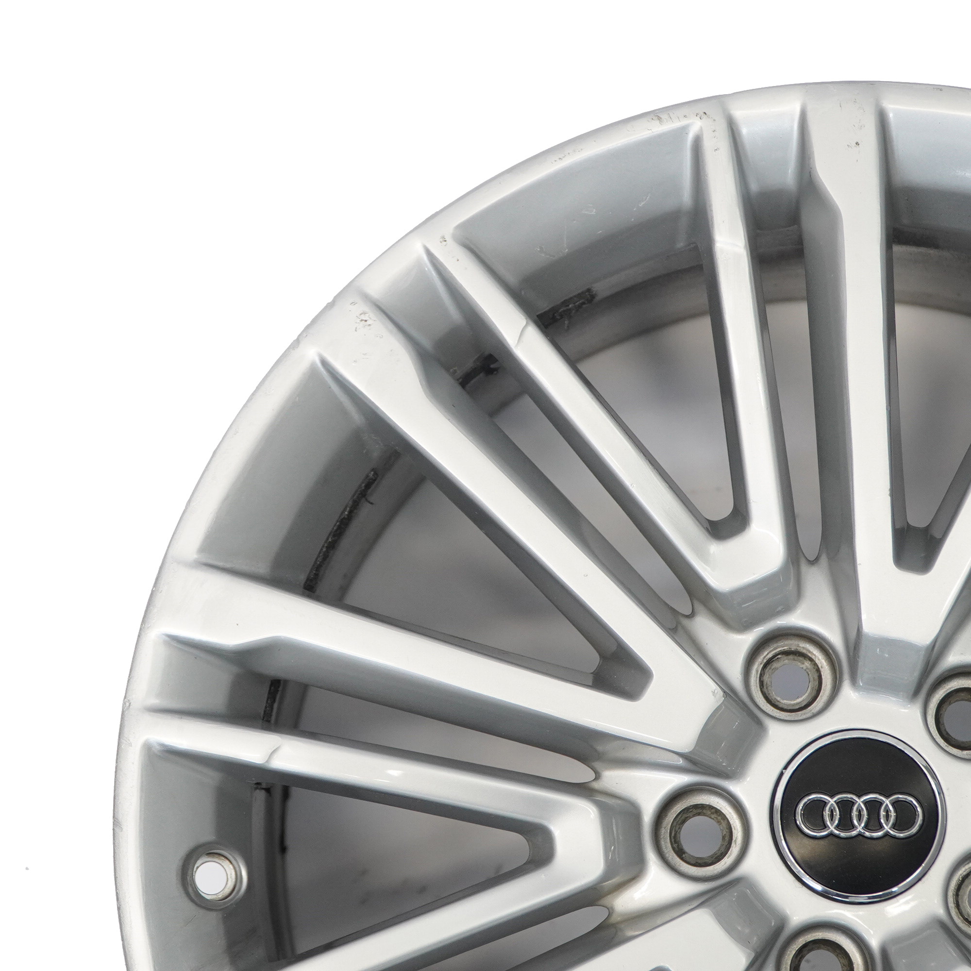 Audi A4 8W B9 Silber Felge Leichtmetallfelge Alufelge 19" 8,5J ET:40 8W0601025BE