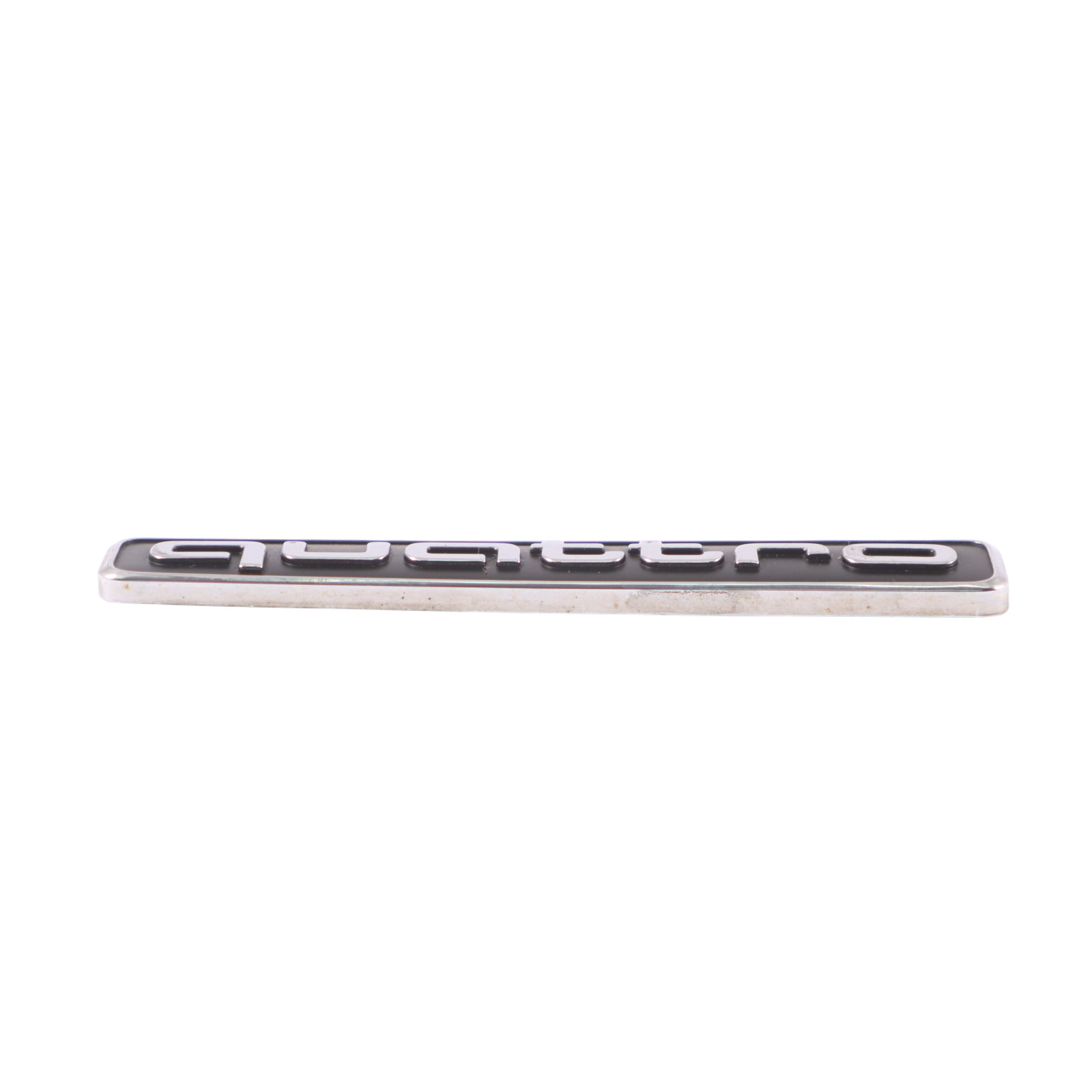 Audi A4 B9 Emblemat Tylnej Klapy Bagażnika Napis Quattro Chrom 8W5853737