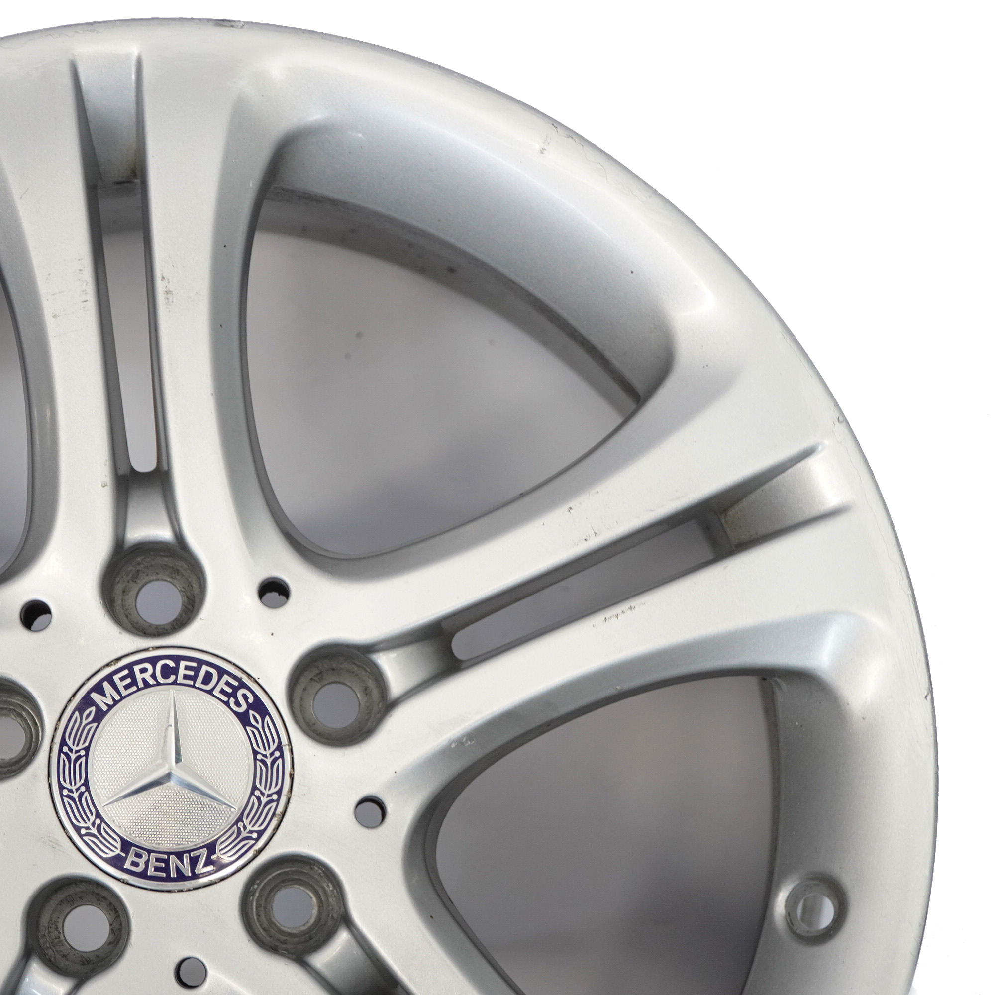 Mercedes W176 W246 Silberne Leichtmetallfelge 17" 7.5J ET:52.5 A2464011002