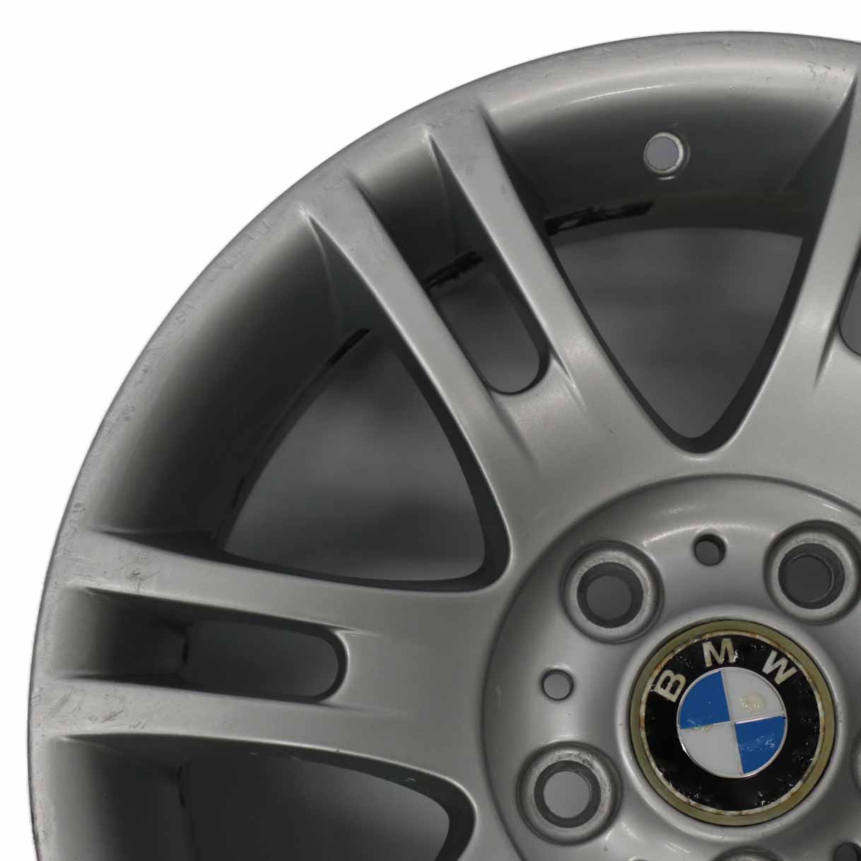 BMW E46 Silberne Leichtmetallfelge 17" M Doppelspeiche 97 7,5J ET:47 2282350