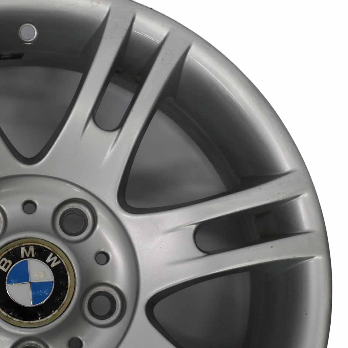 BMW E46 Silberne Leichtmetallfelge 17" M Doppelspeiche 97 7,5J ET:47 2282350