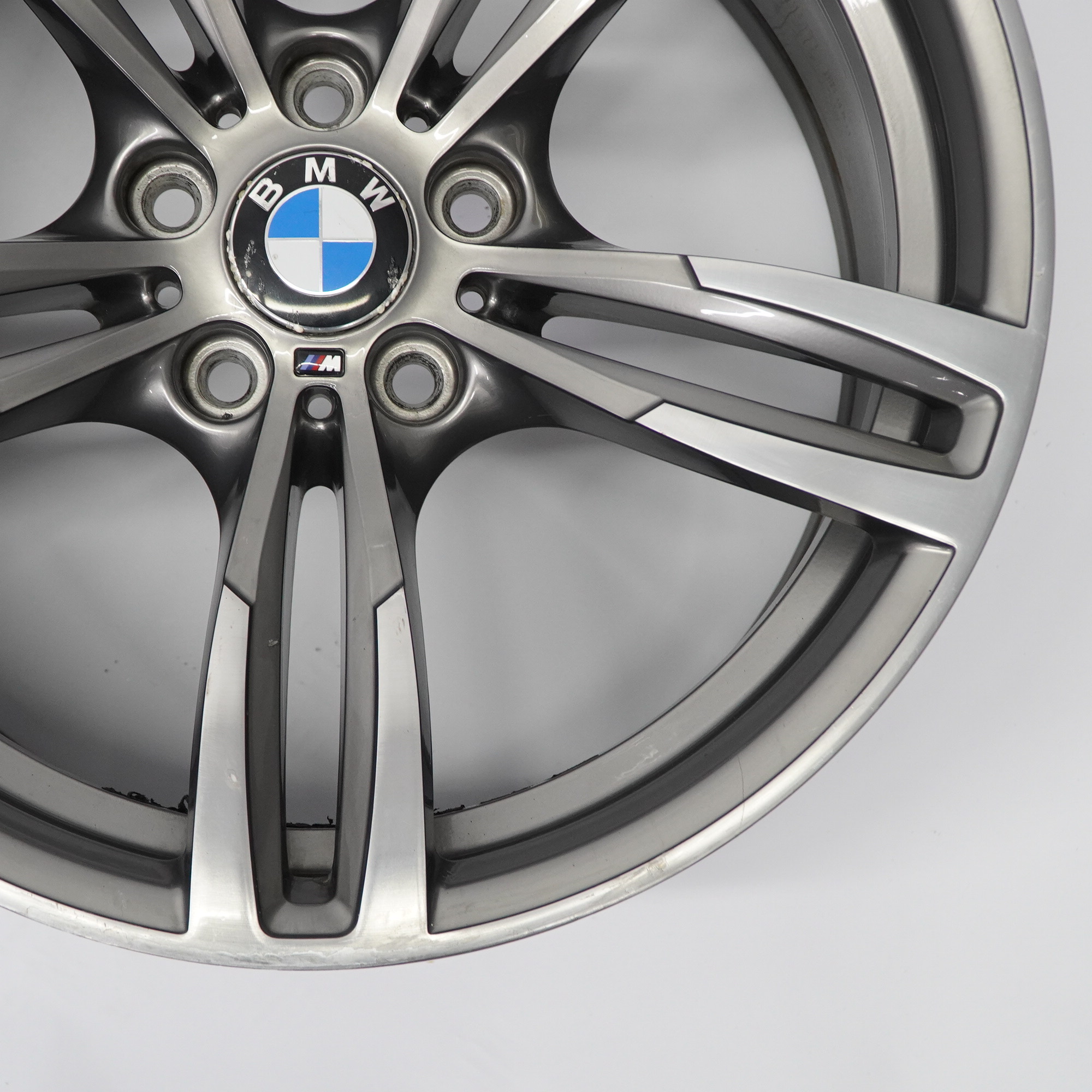 BMW F80 M3 F82 M4 Jante arrière alliage gris ferrique M Double Spoke 19" 10J