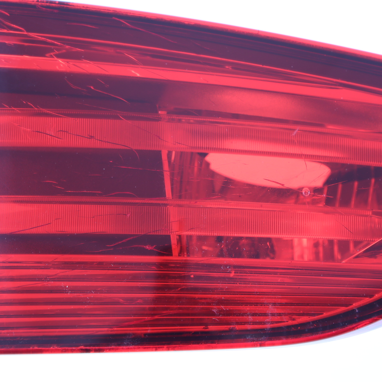 Rear Light BMW X1 E84 Left N/S In Trunk Lid Boot Tailgate Lamp 2990113