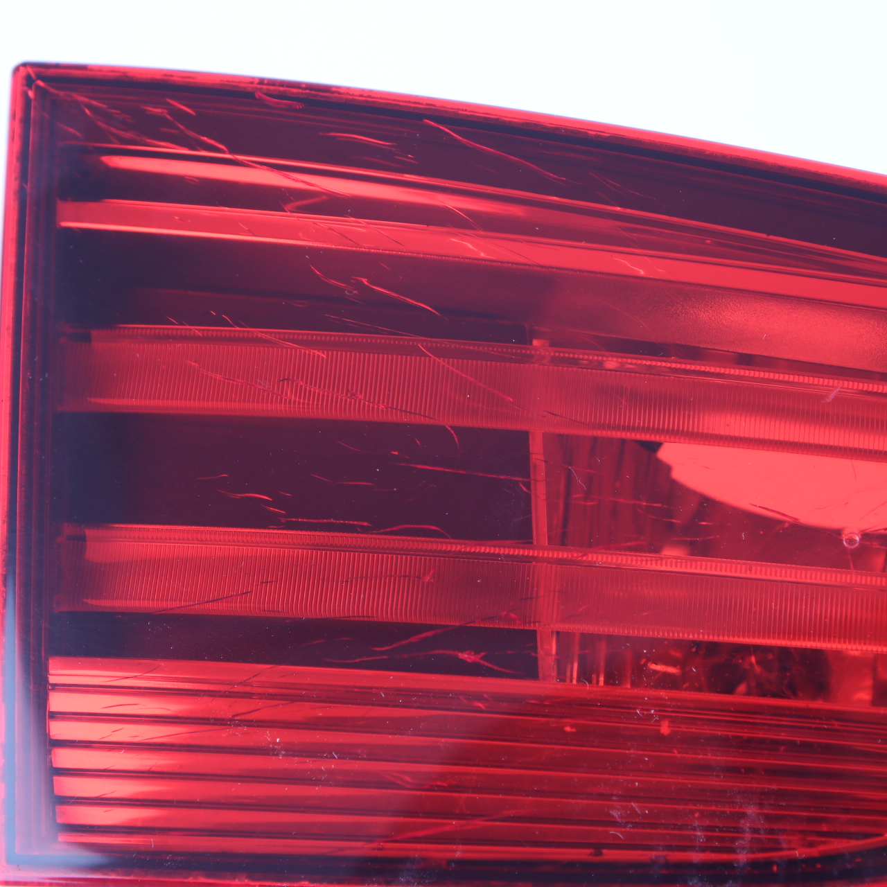 Rear Light BMW X1 E84 Left N/S In Trunk Lid Boot Tailgate Lamp 2990113