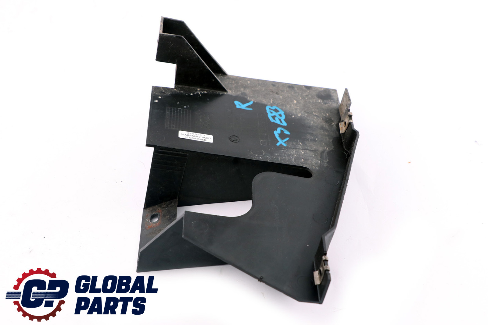 BMW X3 Series E83 LCI RIGHT O/S ENGINE COMPARTMENT PROTECTION BRACKET