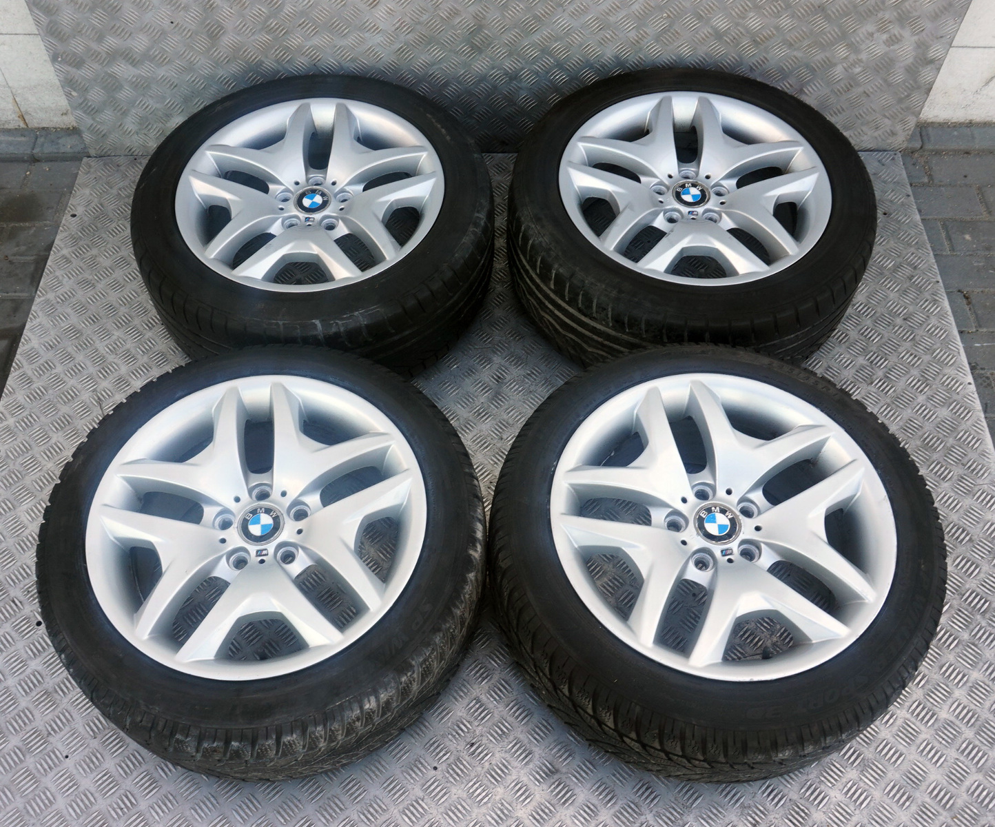 BMW X3 Series E83 Complete Set 4x Wheel with Tyres 18" M double spoke 192