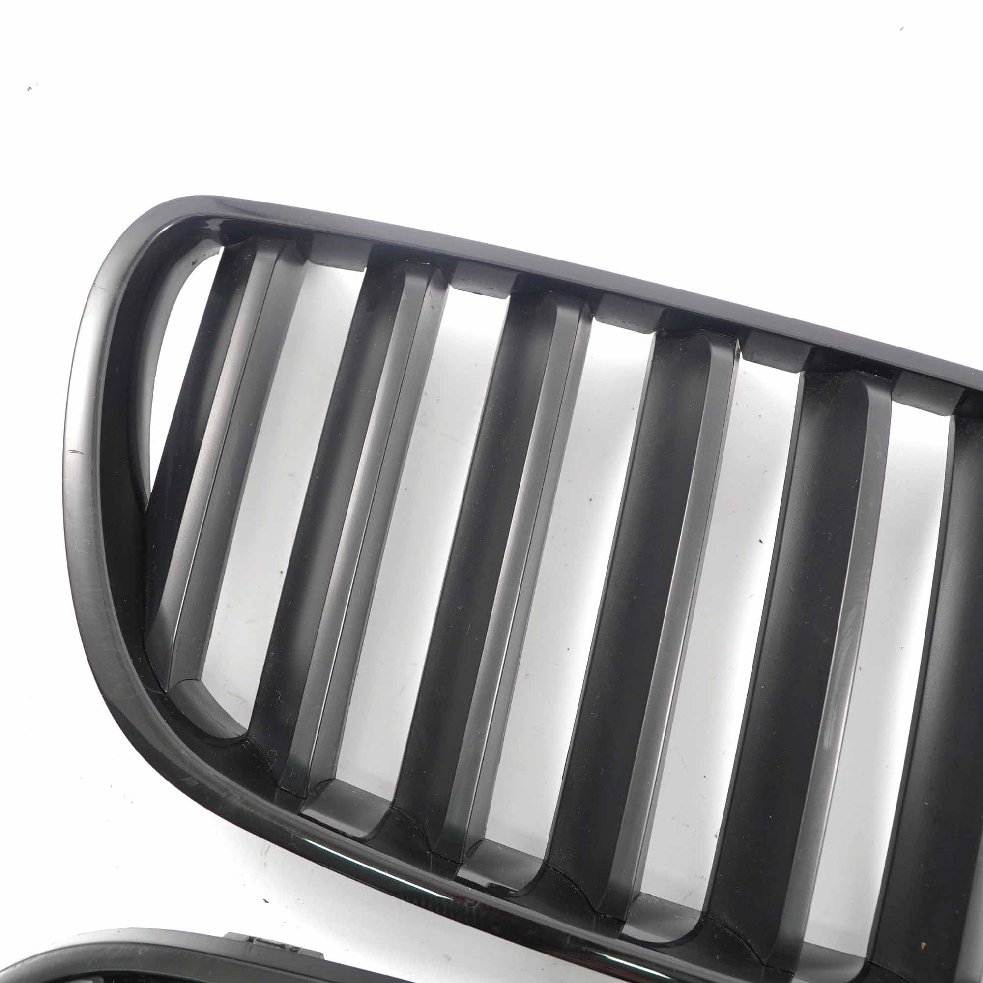 BMW X3 E83 LCI Front Bumper Centre Grille Kidney Left Right Set 3420087 3420088