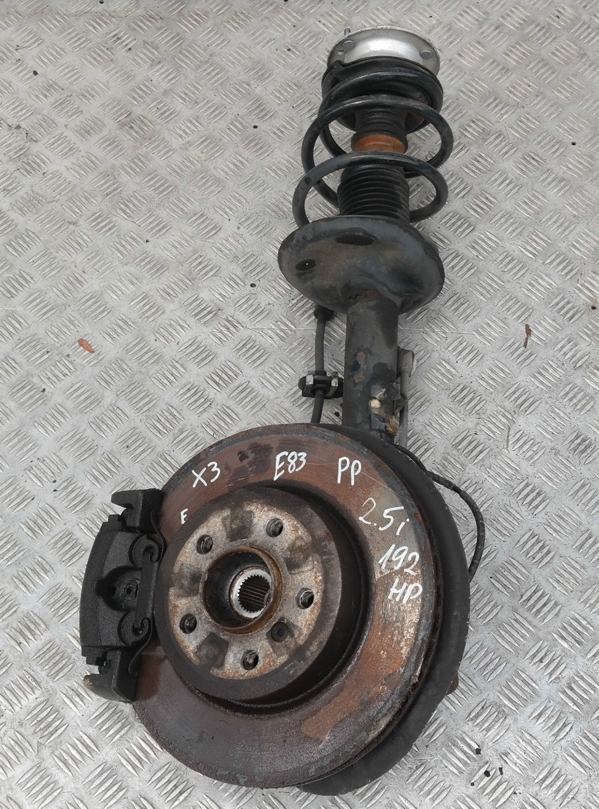 BMW X3 E83 2.5i M54 Front Right O/S Leg Sport Suspension Axle Brake Disc Hub Set