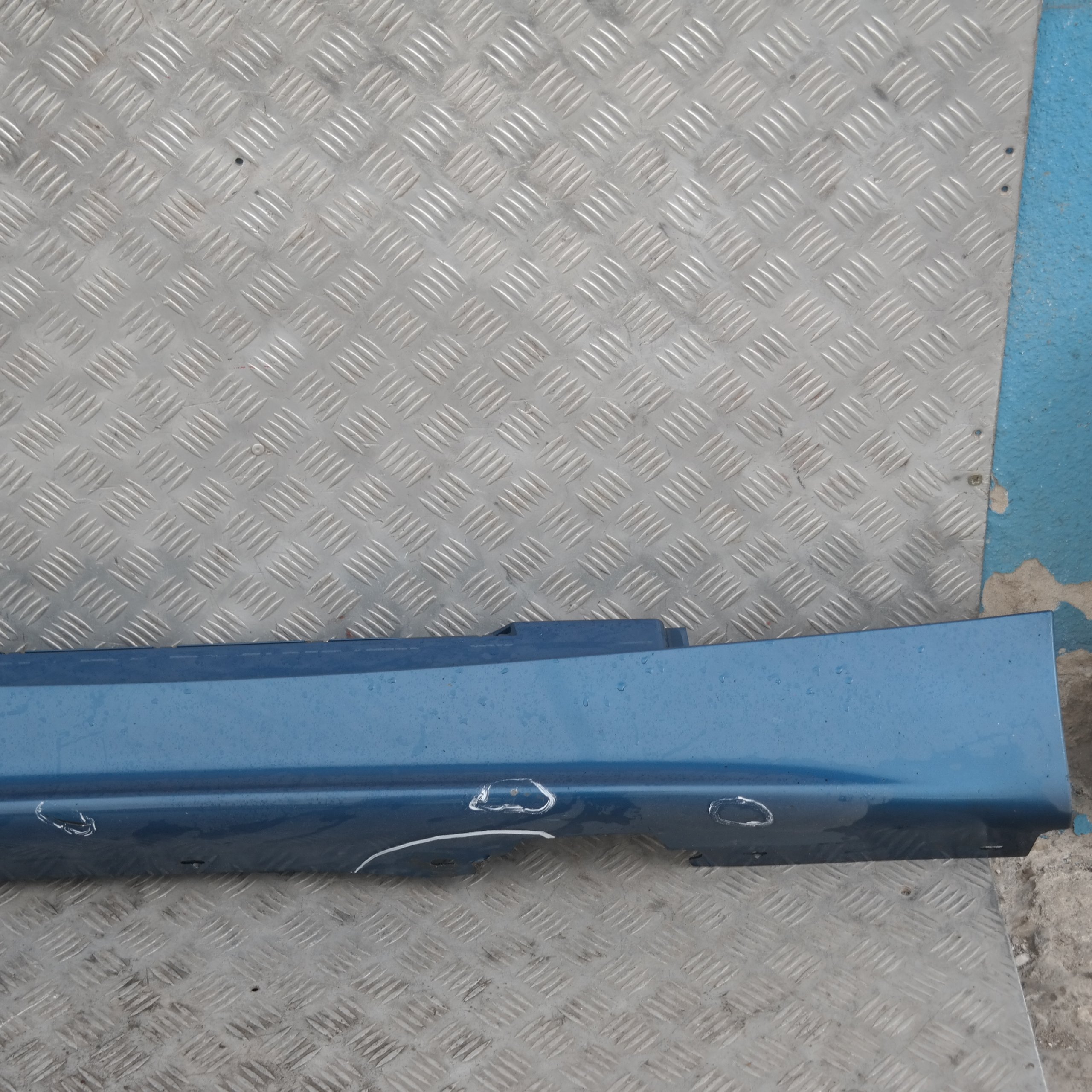 BMW 1 SERIES 13 E87 Sill Strip Side Skirt Right O/S Sydneyblau Sydney Blau Blue