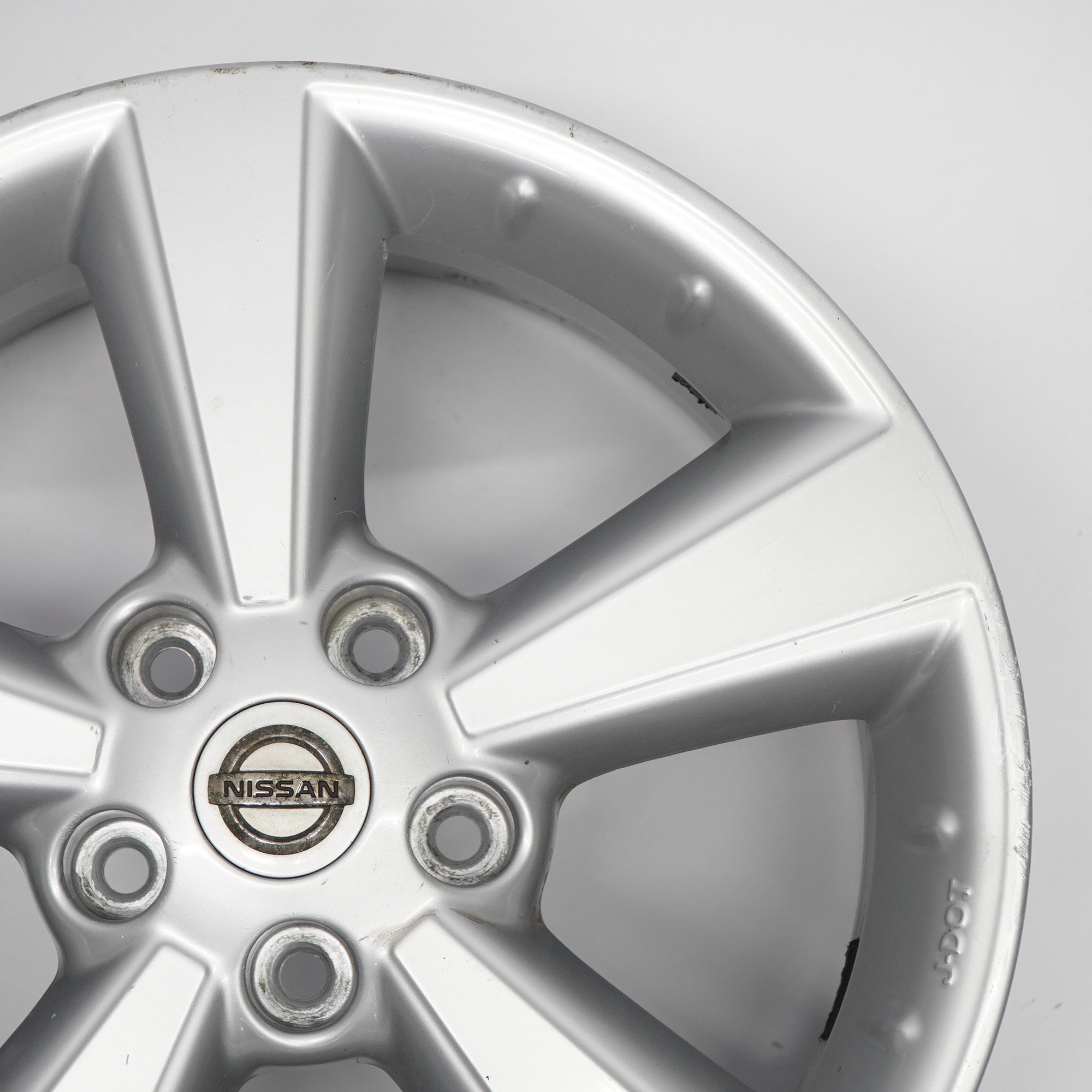 Nissan Qashqai J10 Silver Alloy Wheel Rim 17" ET:40 6.5J 40300EY17C