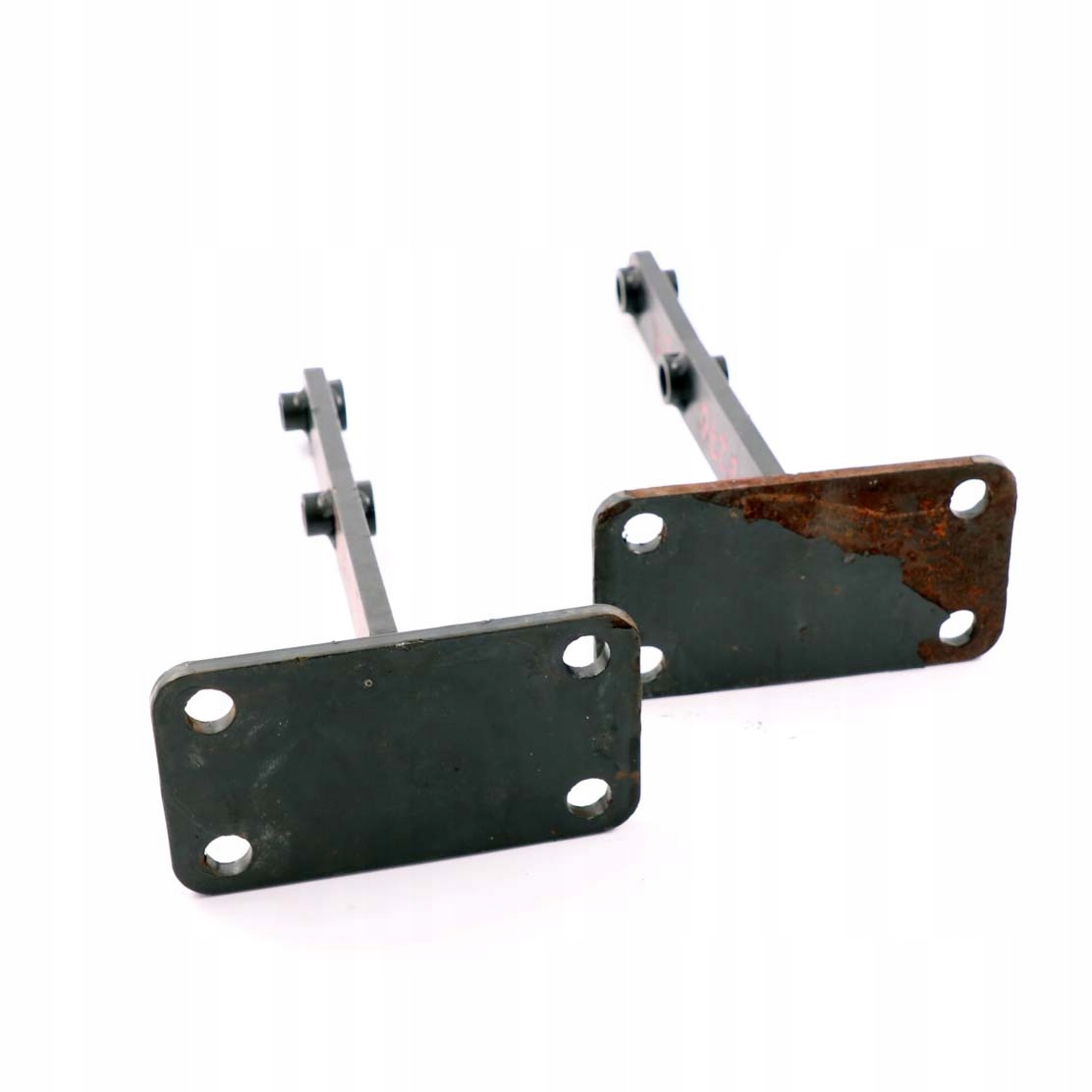 Mercedes-Benz E-Class W211 Saloon Rear Towing Hitch Mechanism Mounts Set