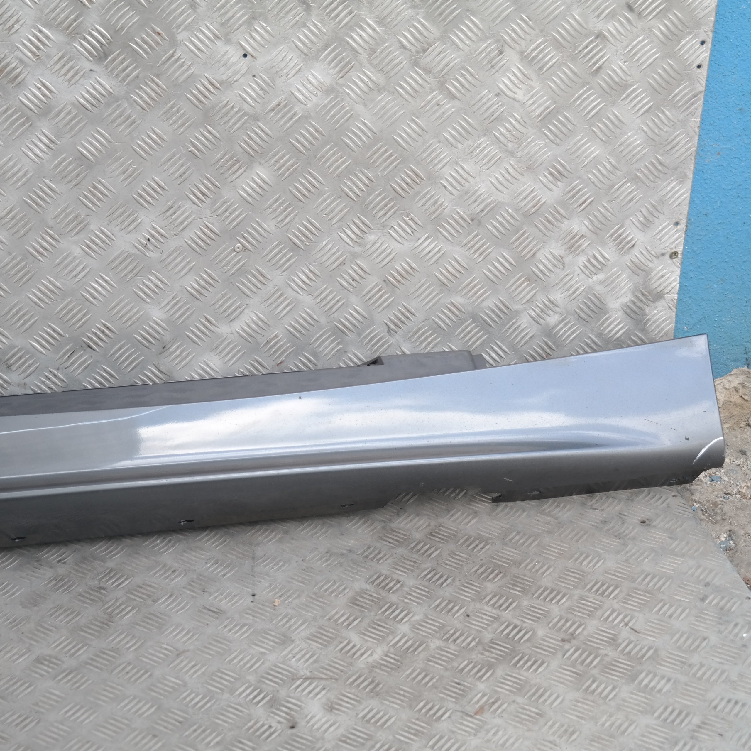 BMW 1 SERIES 3 E87 Sill strip Side Skirt Right O/S Sparkling Graphite Metallic