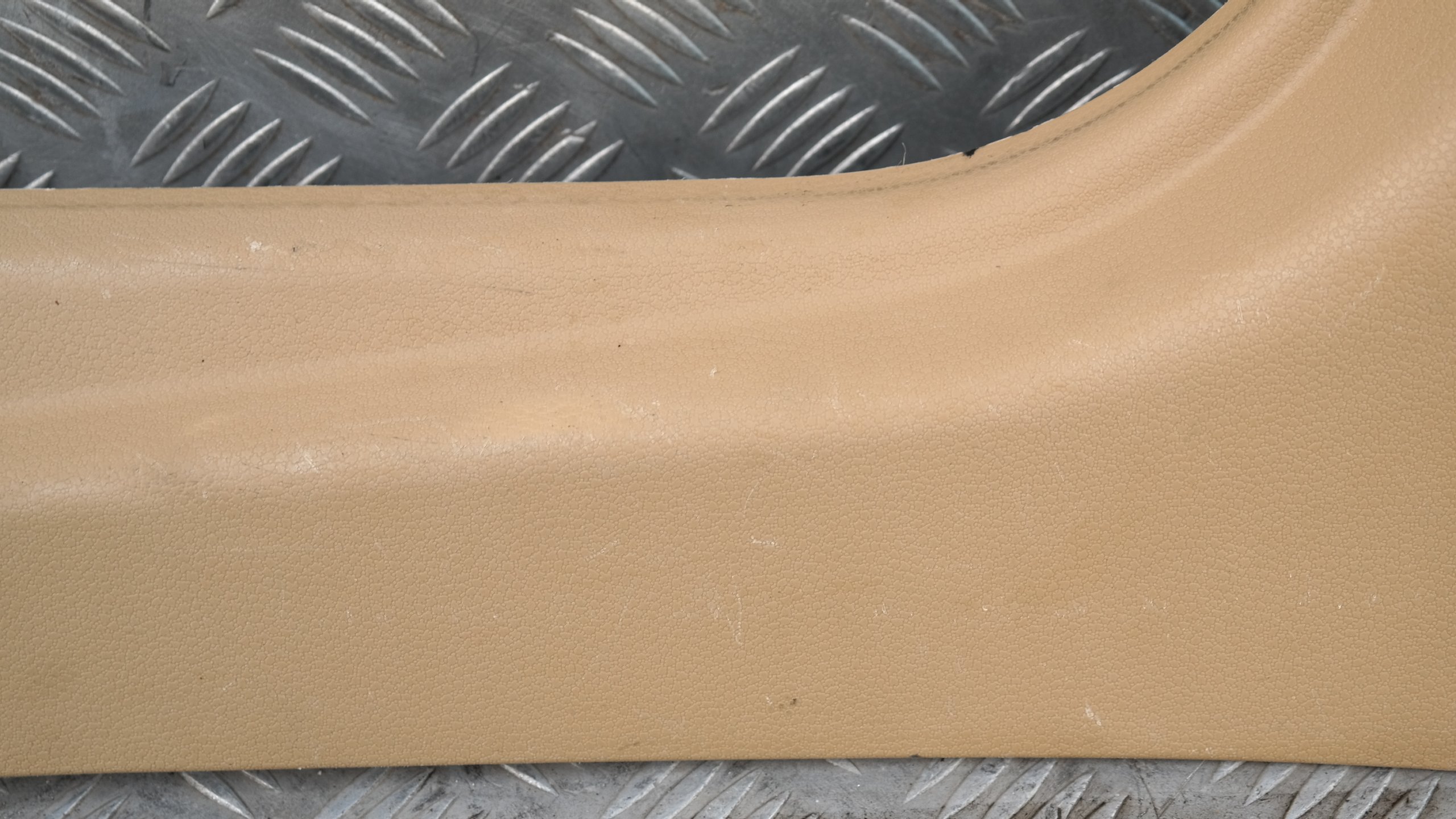 BMW Mini R57 Cabrio Lateral Trim Panel Bottom Front Kick Left N/S Tuscan Beige