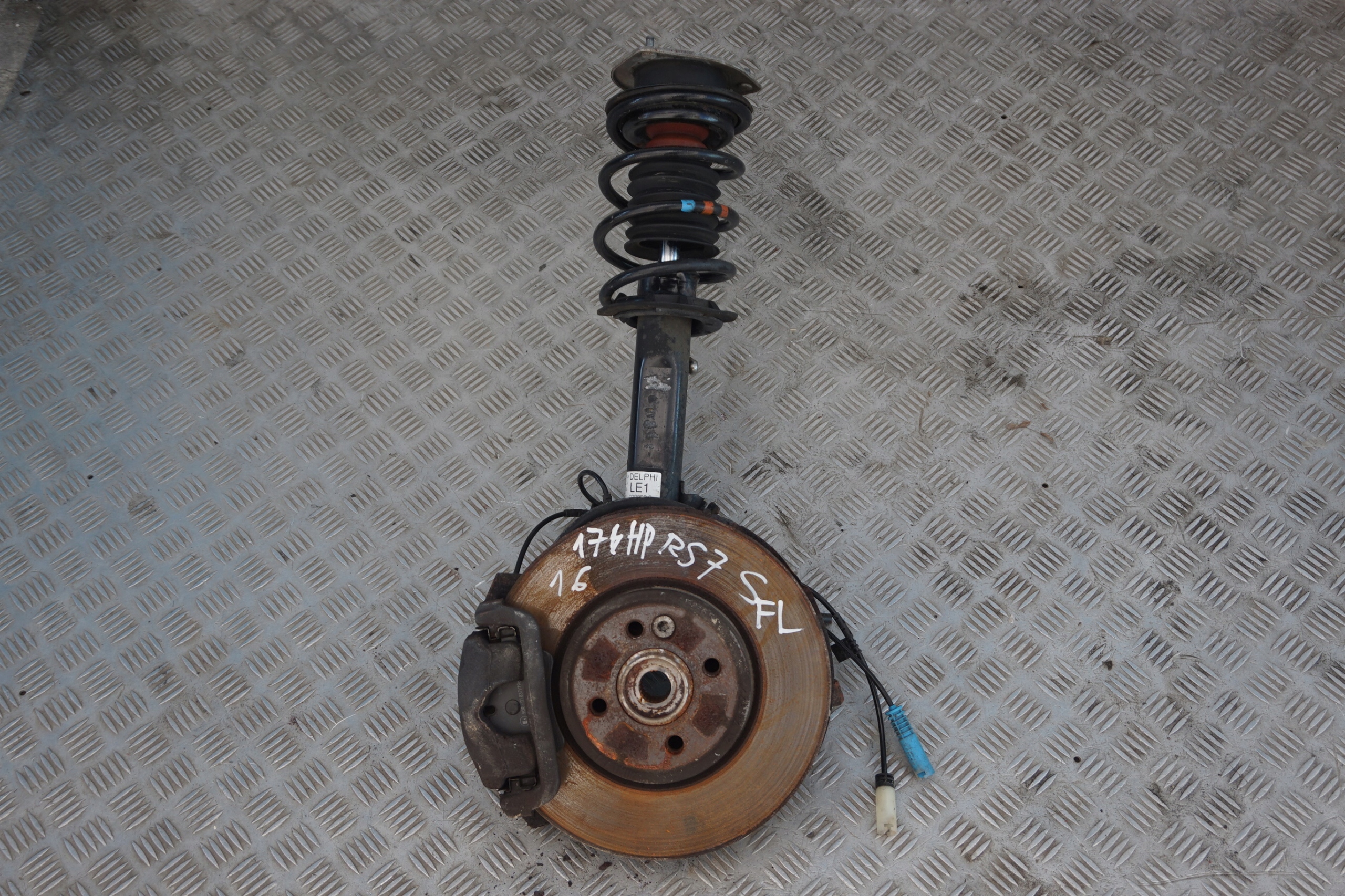 BMW Mini R57 Cabrio S N18 Front Left N/S Spring Strut Suspension Leg Brake Hub