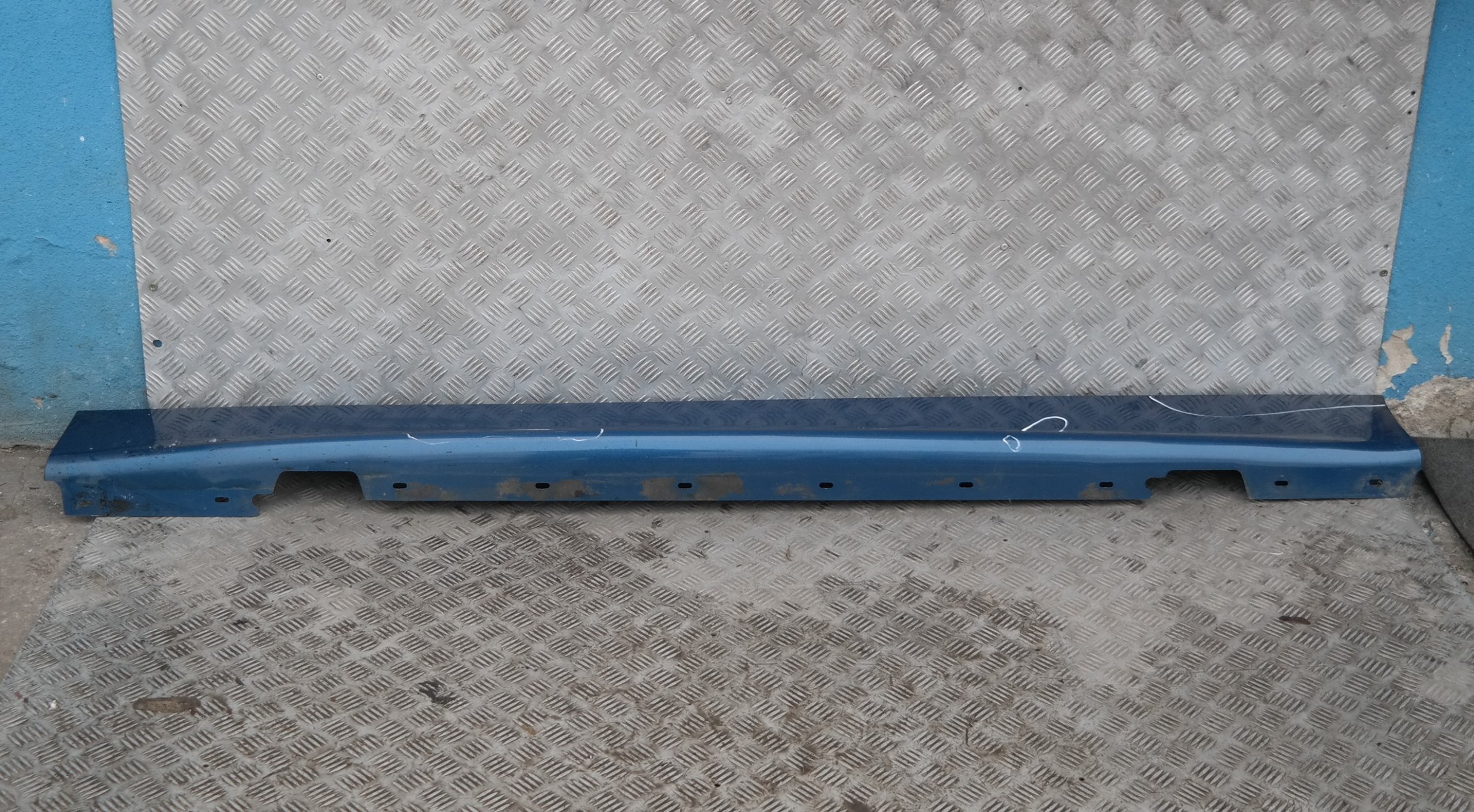 BMW 1 SERIES 7 E87 Sill Strip Side Skirt Left N/S Sydneyblau Sydney Blue - A19