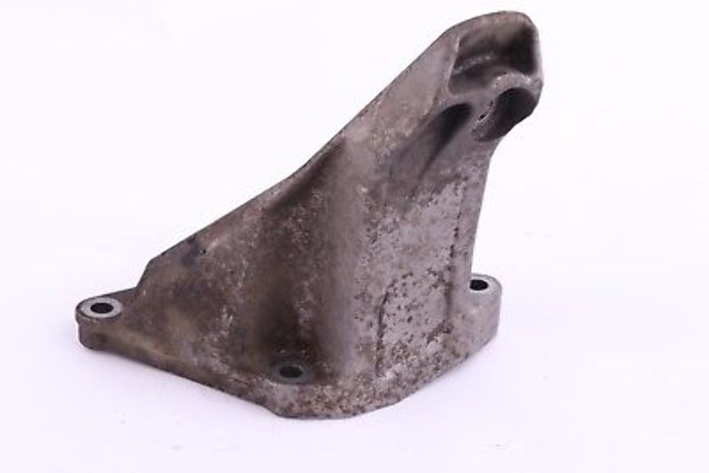 BMW 7 Series E65 E66 E67 Engine Support Mount Bracket Left N/S 6754615