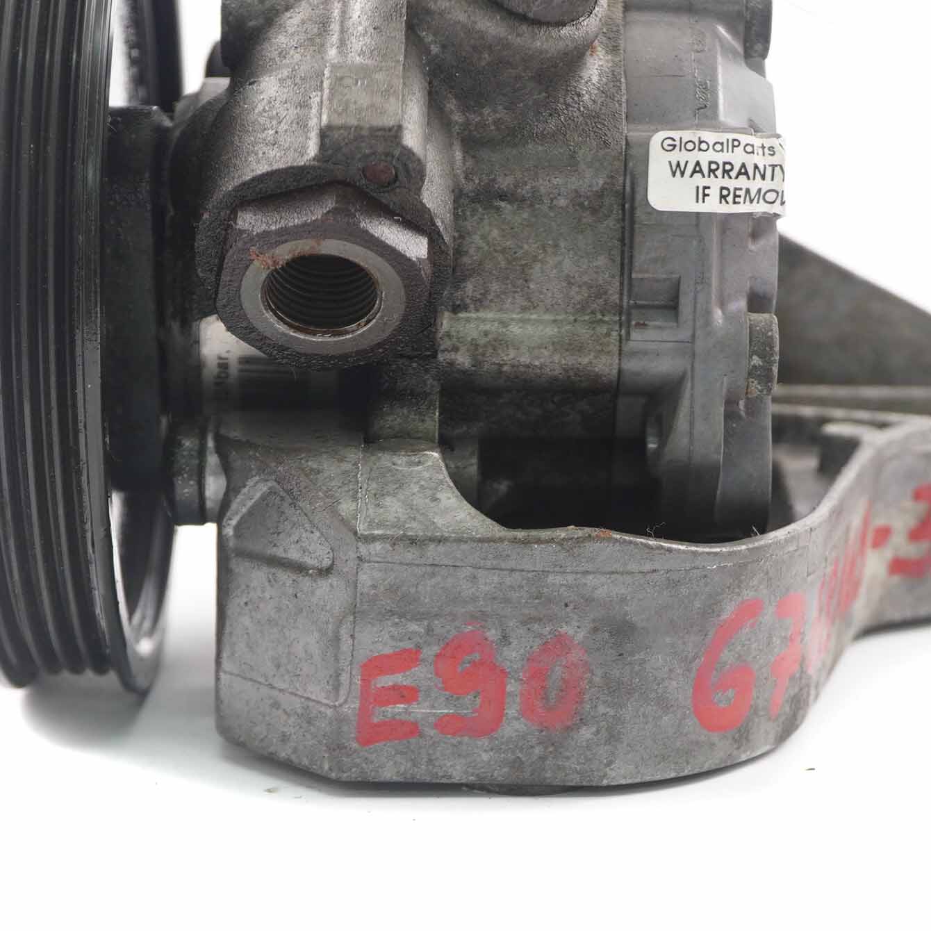 BMW E90 E91 E92 E93 325d 330d Diesel M57N2 Servolenkungs pumpe 7693974