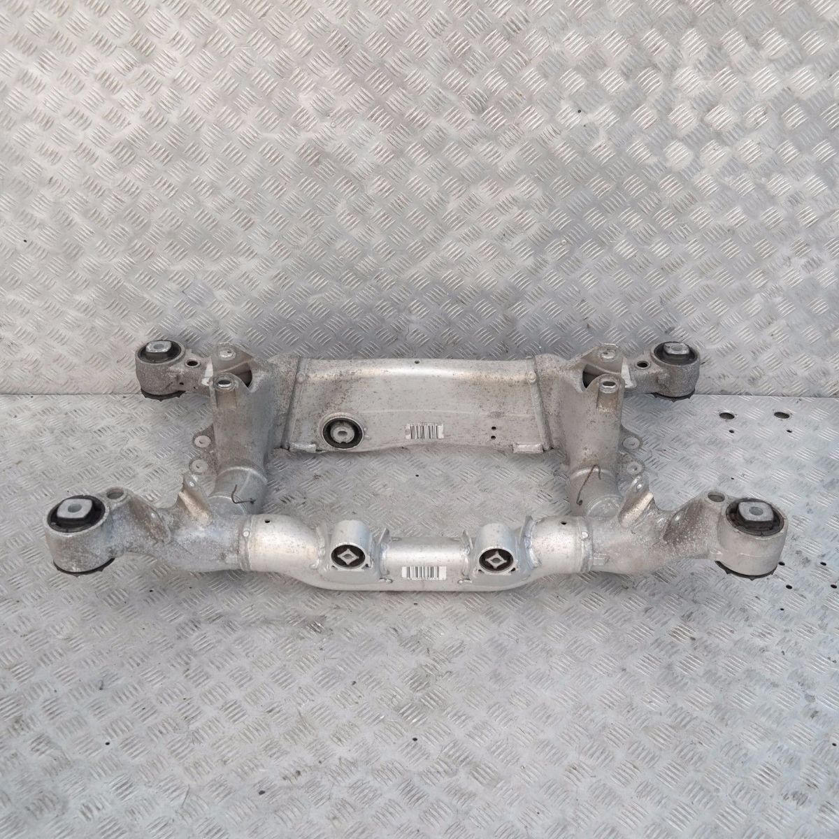 BMW 5 Series E61 Rear Axle Carrier Subframe Cradle Suspension 6770827