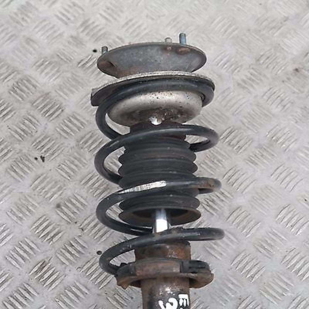 BMW 3 Series E90 320d M47N2 M Sports Front Right O/S Spring Strut Leg Brake Disc