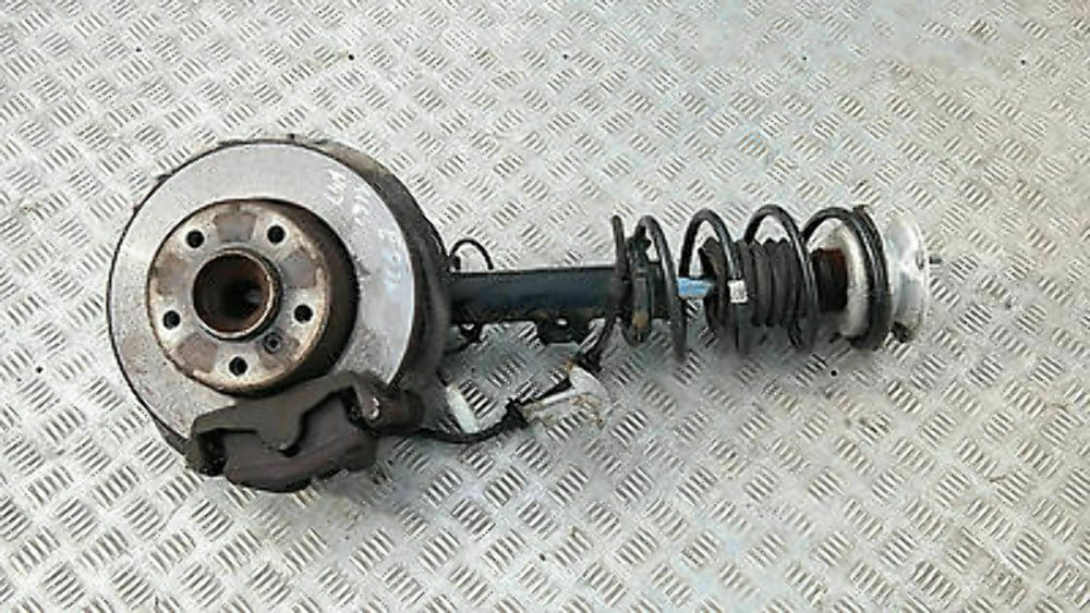 BMW 1 E87N 116i N43 Front Left N/S spring strut brake suspension leg hub axle