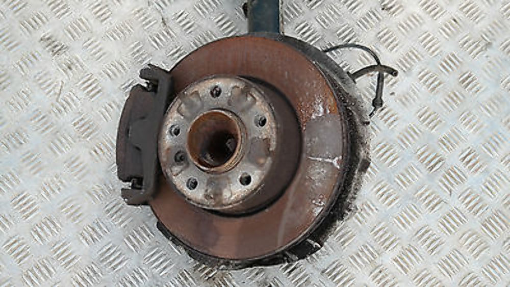 BMW 1 Series 4 E87N LCi 116i Front Right O/S Spring Strut Brake Suspension Axle