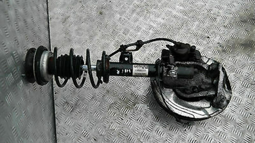 BMW E90 Front Right O/S Suspension Leg Wheel Carrier Spring Strut Brake Caliper