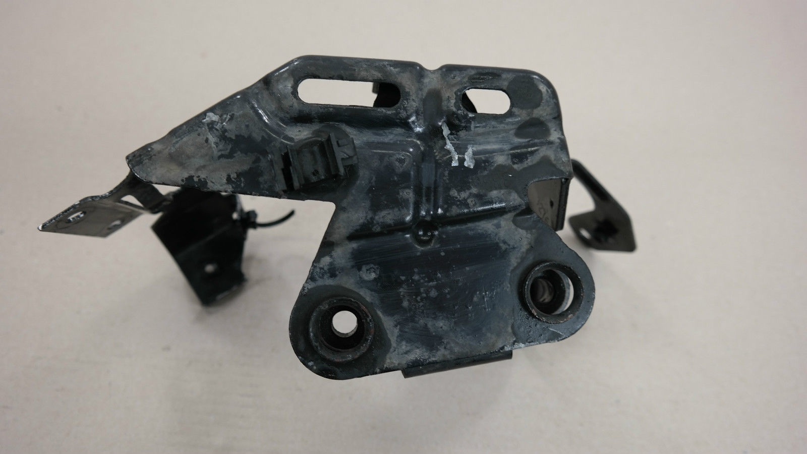 BMW MINI Cooper R56 Halter Hydraulikeinheit 34306773025 6773025