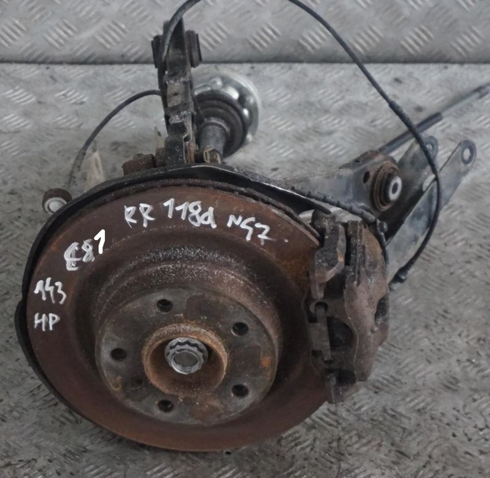 BMW 1 Series E81 118d N47 Rear Right O/S Suspension Leg Axle Brake Disc