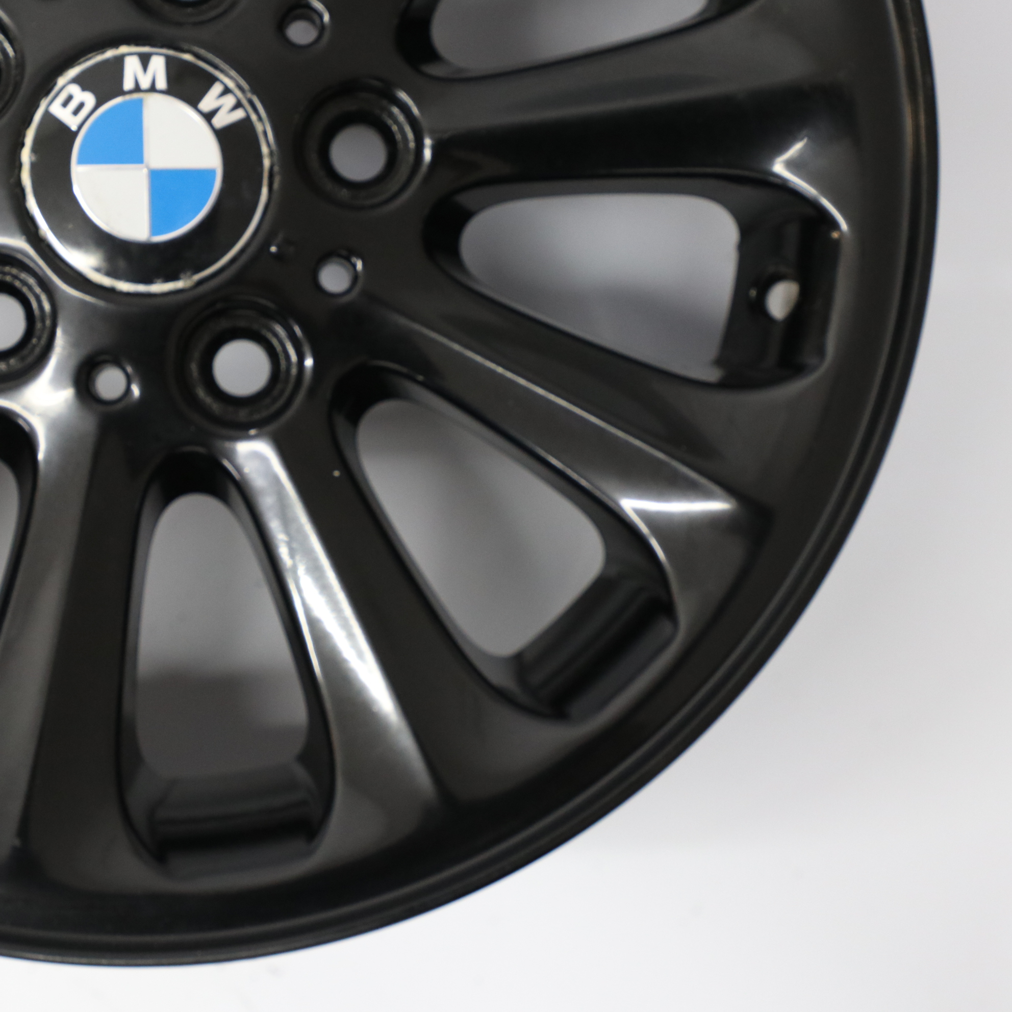 BMW E81 E82 E87 E88 Jante alliage noire 16" Spider Spoke 139 6,5J 6775618