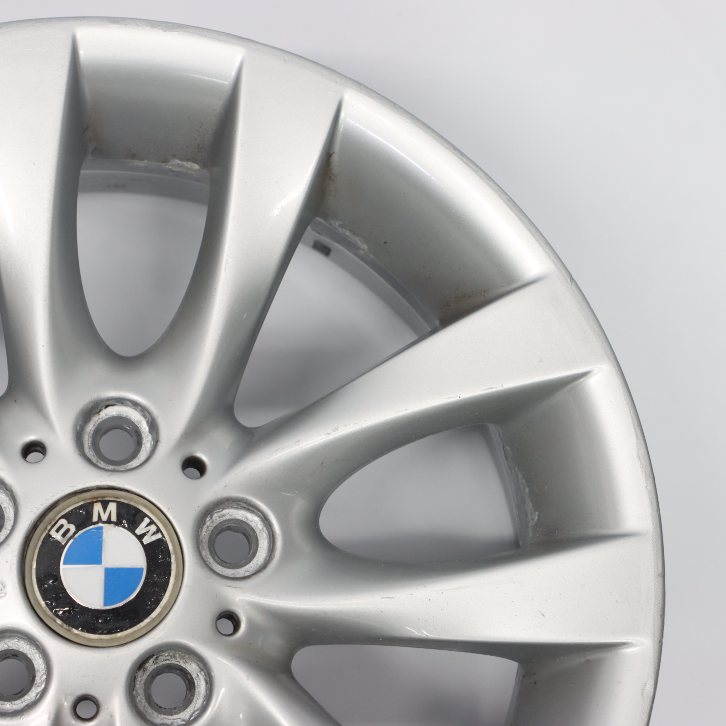 BMW E81 E87 LCI Silber Alu Felge Alufelge 18" V-Speiche 217 7,5J ET:49 6775634