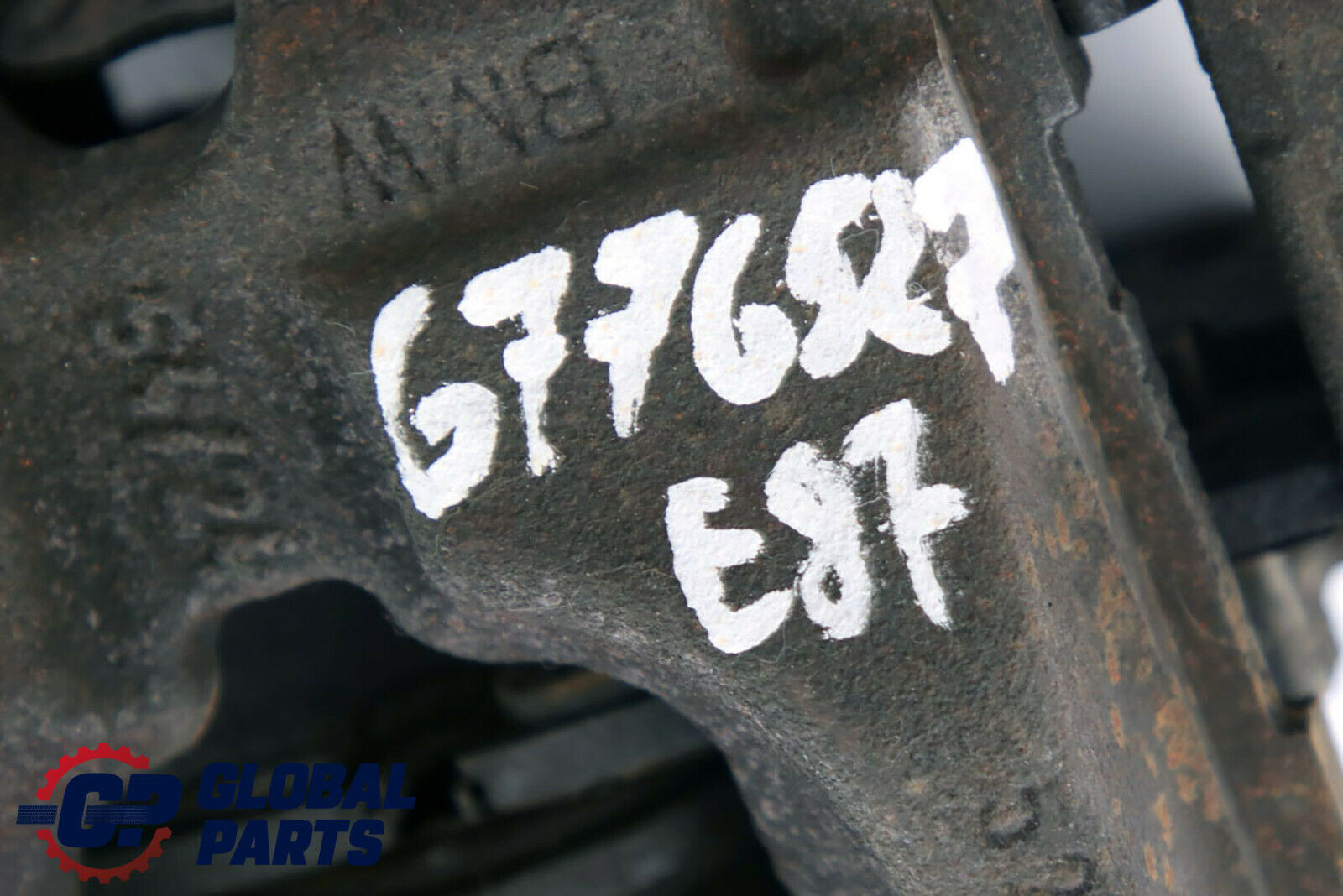 BMW E81 E82 E87 E90 E91 Bremssattelgehäuse Vorne Links Bremse 54/24 752