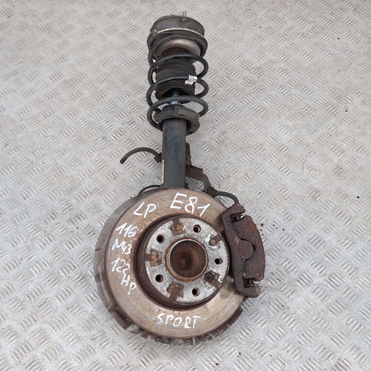 BMW 1 SERIES E81 116i N43 FRONT LEFT N/S LEG M-SPORT SUSPENSION AXLE BRAKE DISC