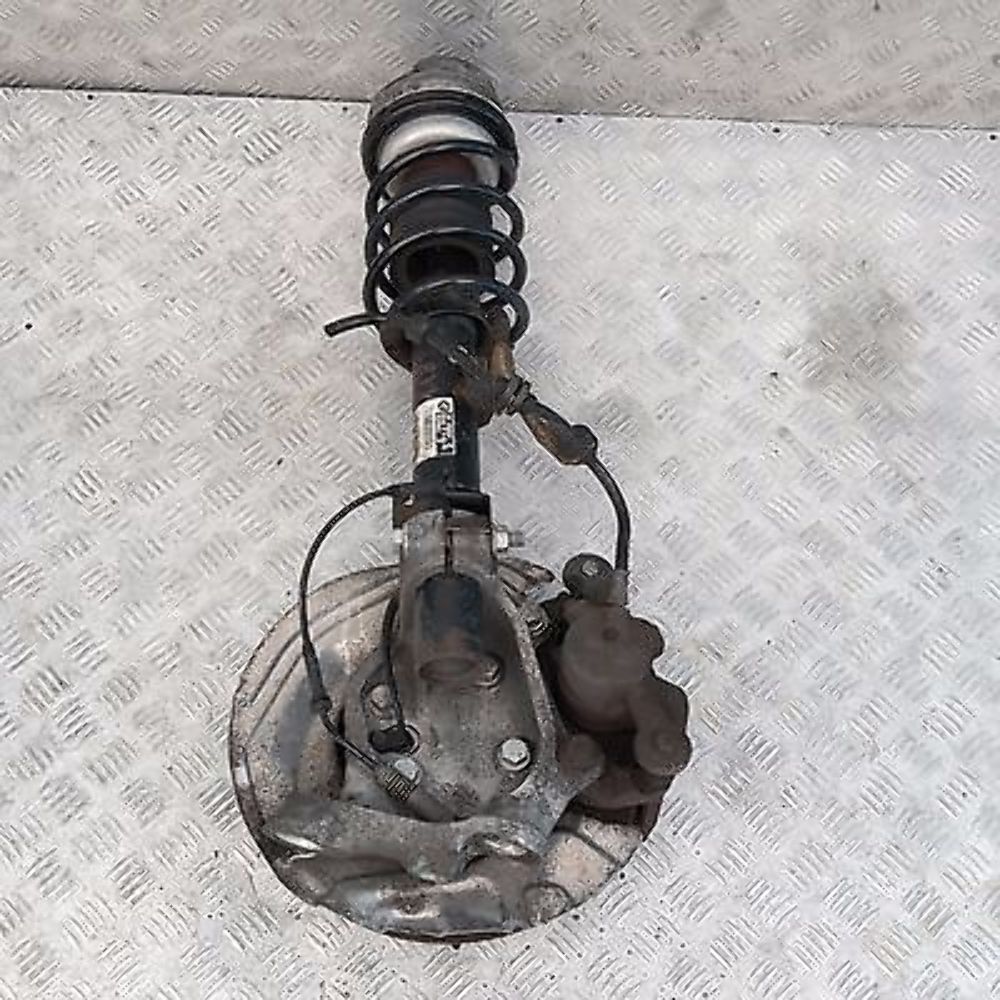 BMW E81 118d M-SPORT FRONT RIGHT O/S LEG SUSPENSION AXLE BRAKE DISC HUB