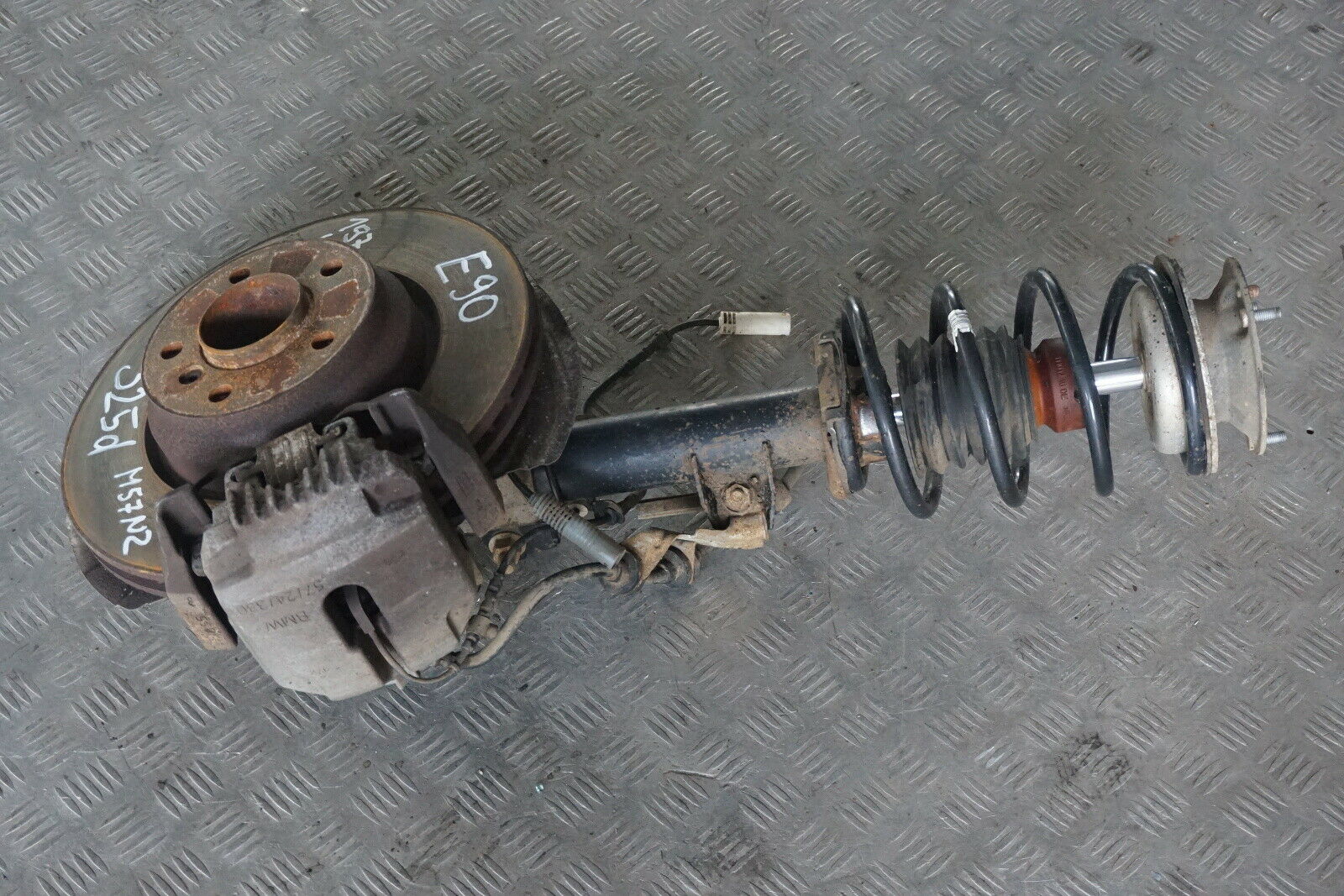 BMW 3 Series E90 325d M57N2 Front Left N/S Spring Strut Leg Suspension