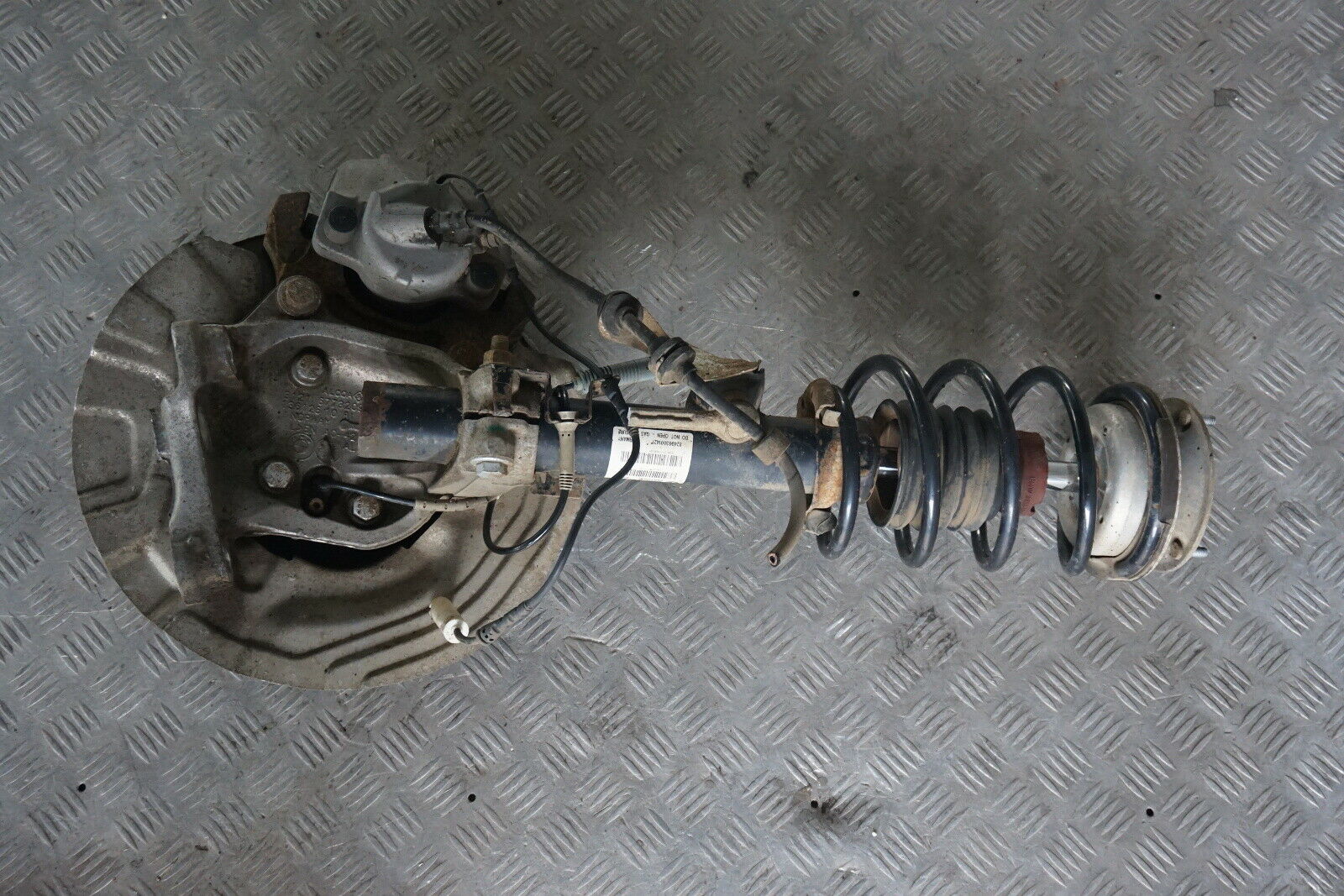 BMW 3 Series E90 325d M57N2 Front Left N/S Spring Strut Leg Suspension