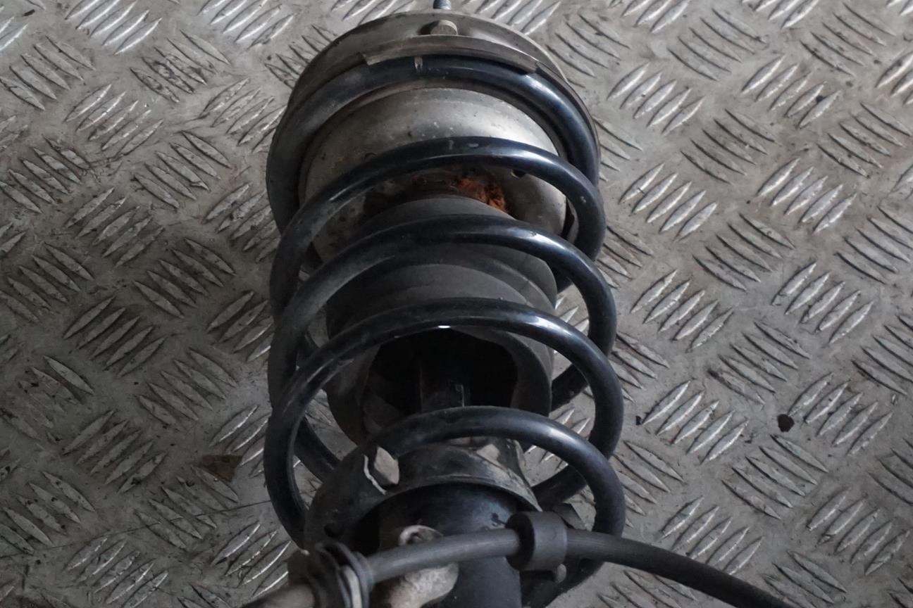 BMW 3 Series E91 318d N47N M Sport Front Left N/S Spring Strut Suspension Leg