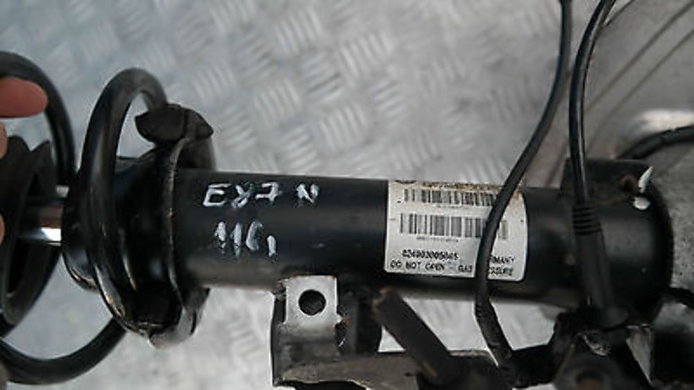 BMW 1 E87N 116i N43 Front Left N/S Spring Strut Brake Suspension Leg Hub Axle