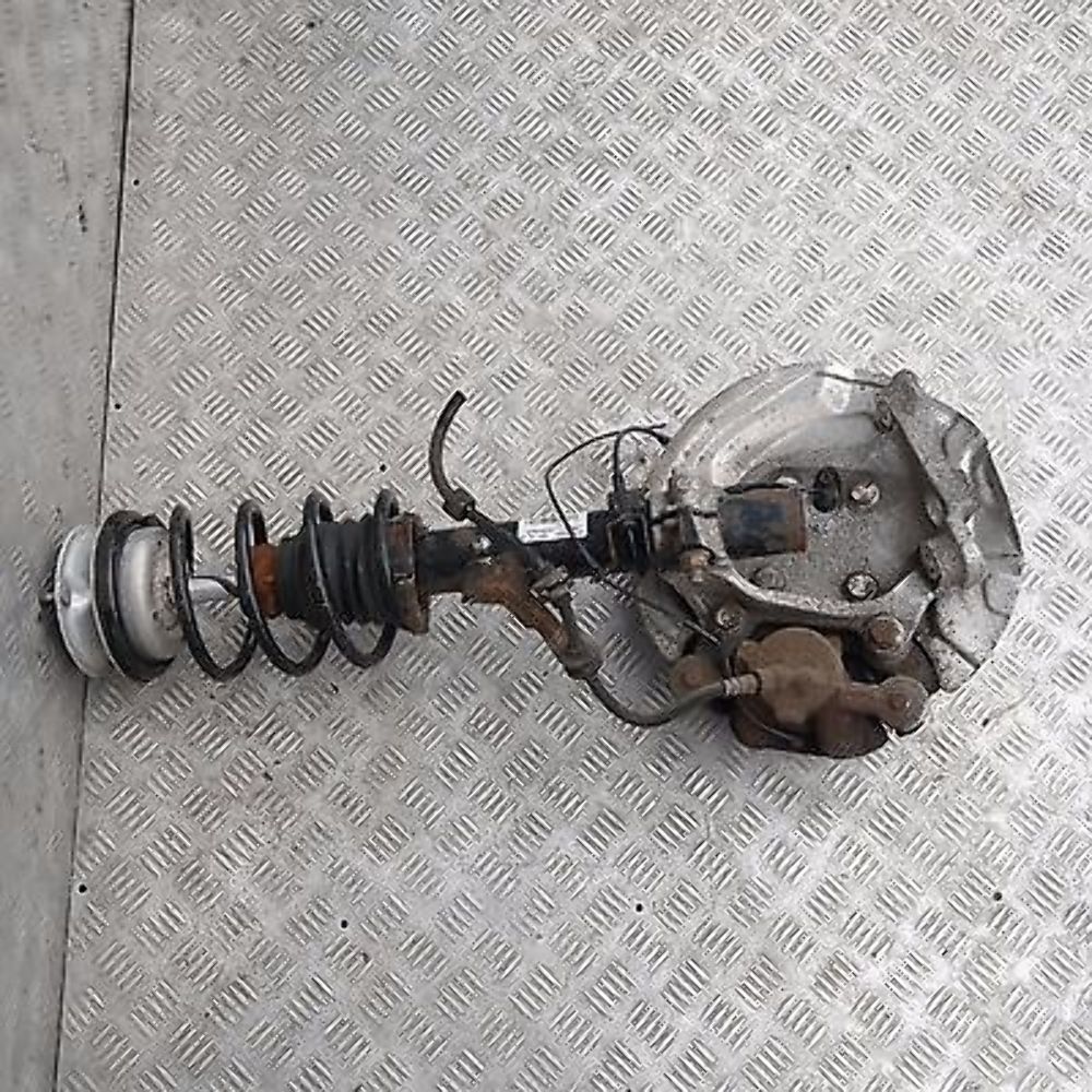 BMW 1 Series E81 116i N43 Front Left N/S Spring Strut Brake Suspension Leg Hub