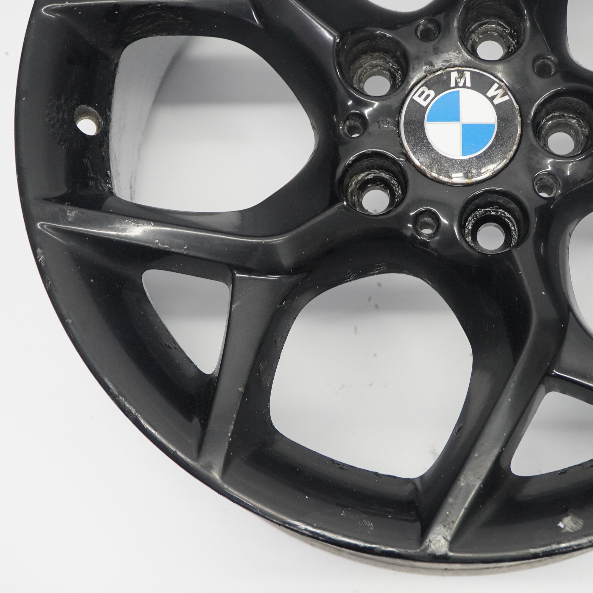 BMW X1 E84 Hinterrad Schwarz Felge 18" Y Speiche 322 ET:41 9J 6789146