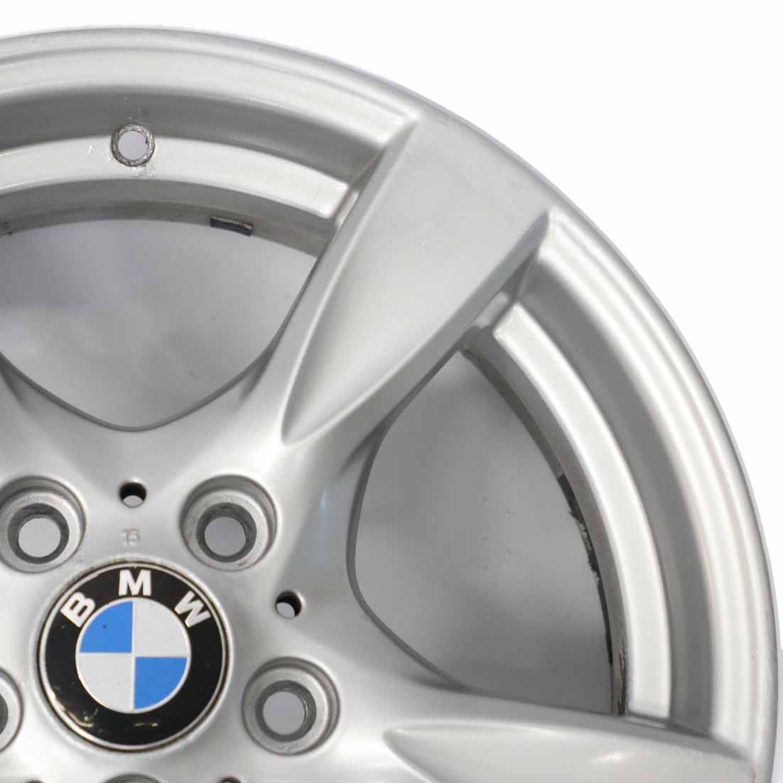 BMW E81 E82 E87 Silberne Leichtmetallfelge 17" Sternspeiche 371 7J ET:47 6795561