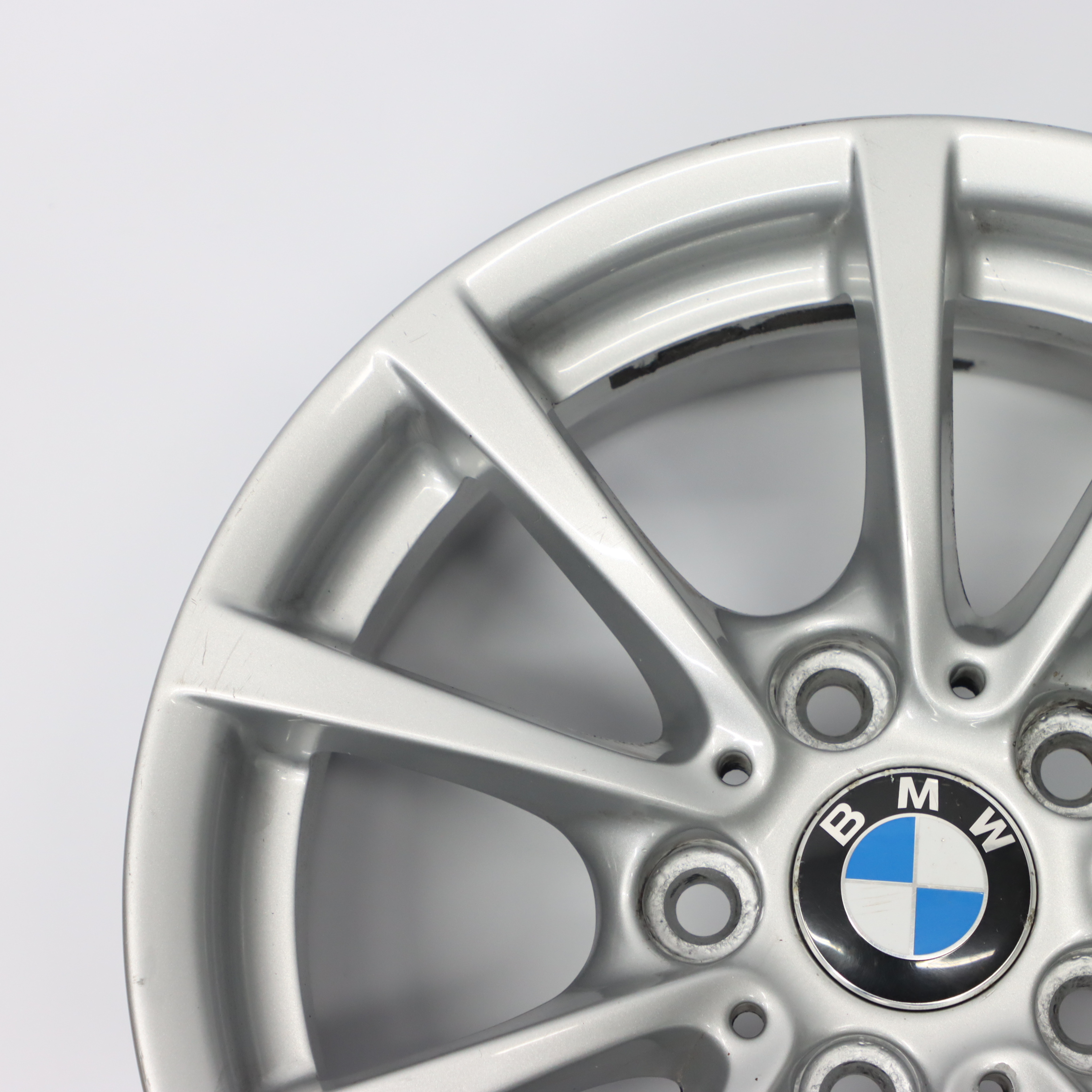 BMW F30 F31 F36 Silver Alloy Wheel Rim 16" 7J ET:31 V-spoke 390 6796236