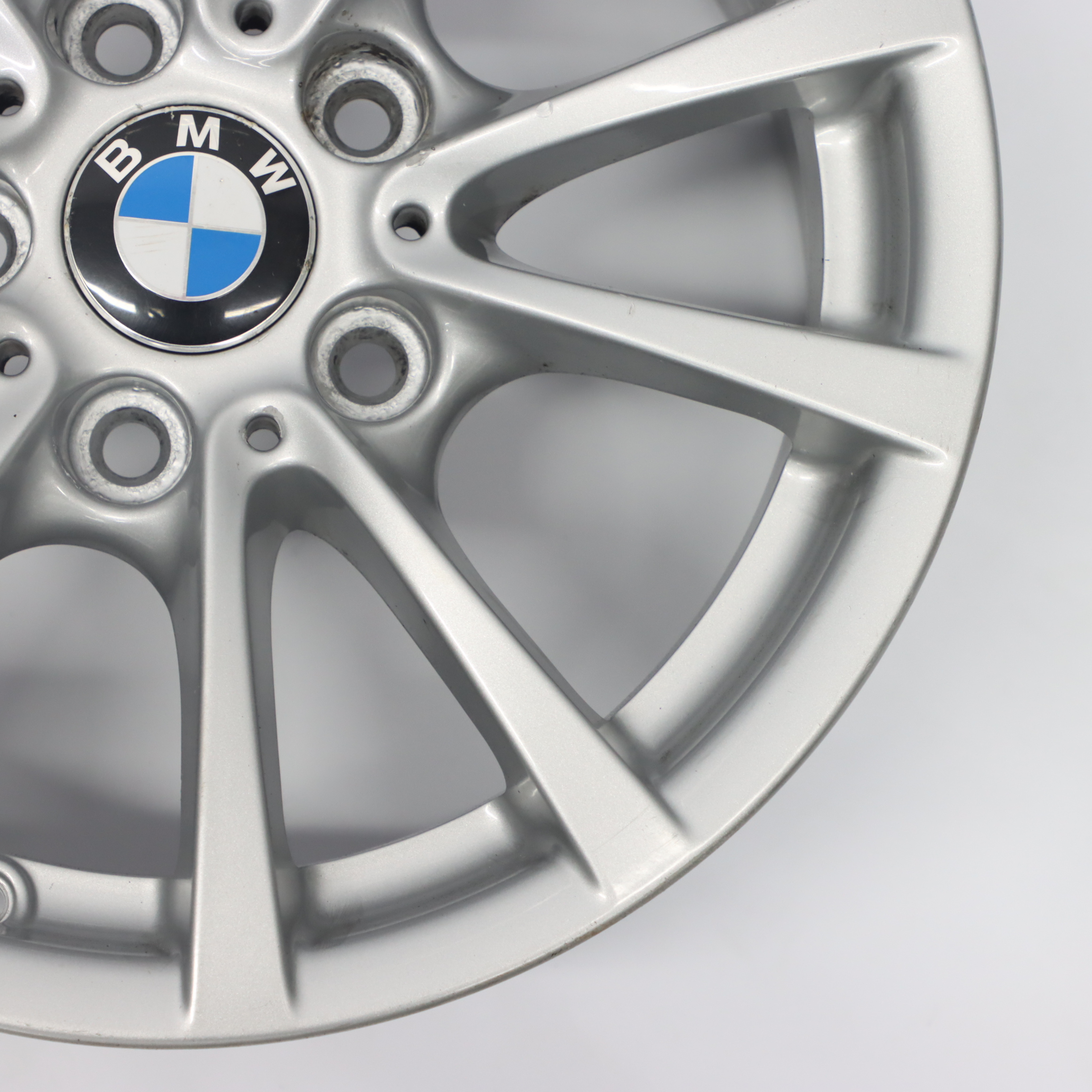 BMW F30 F31 F36 Silver Alloy Wheel Rim 16" 7J ET:31 V-spoke 390 6796236