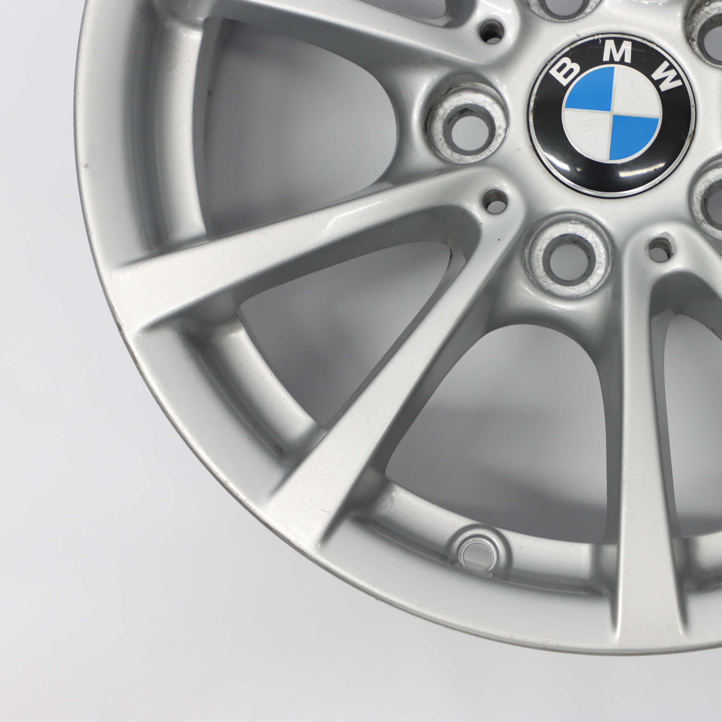 BMW F30 F31 F36 Silver Alloy Wheel Rim 16" 7J ET:31 V-spoke 390 6796236