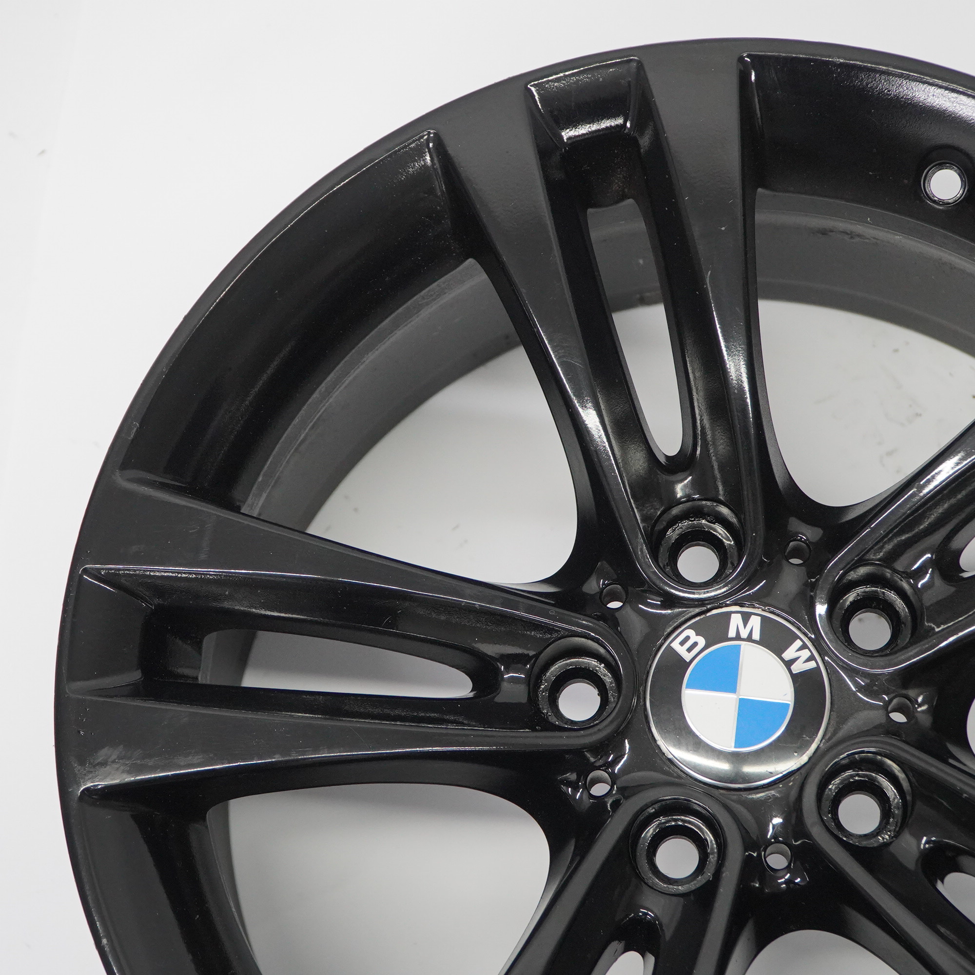 BMW F30 F31 F32 Schwarz Alufelge 18" Doppelspeiche 397 8,5J ET:47 6868378