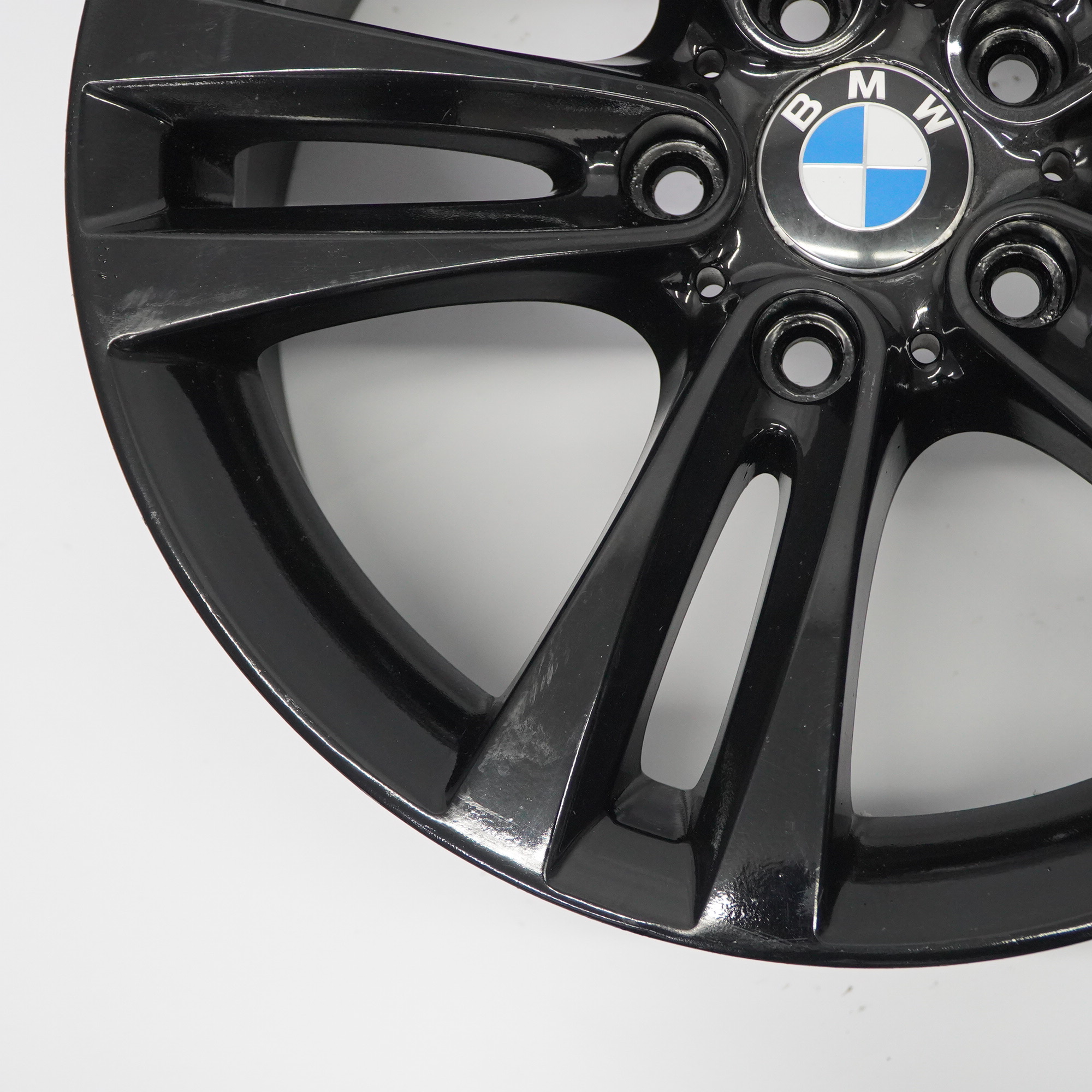 BMW F30 F31 F32 Schwarz Alufelge 18" Doppelspeiche 397 8,5J ET:47 6868378