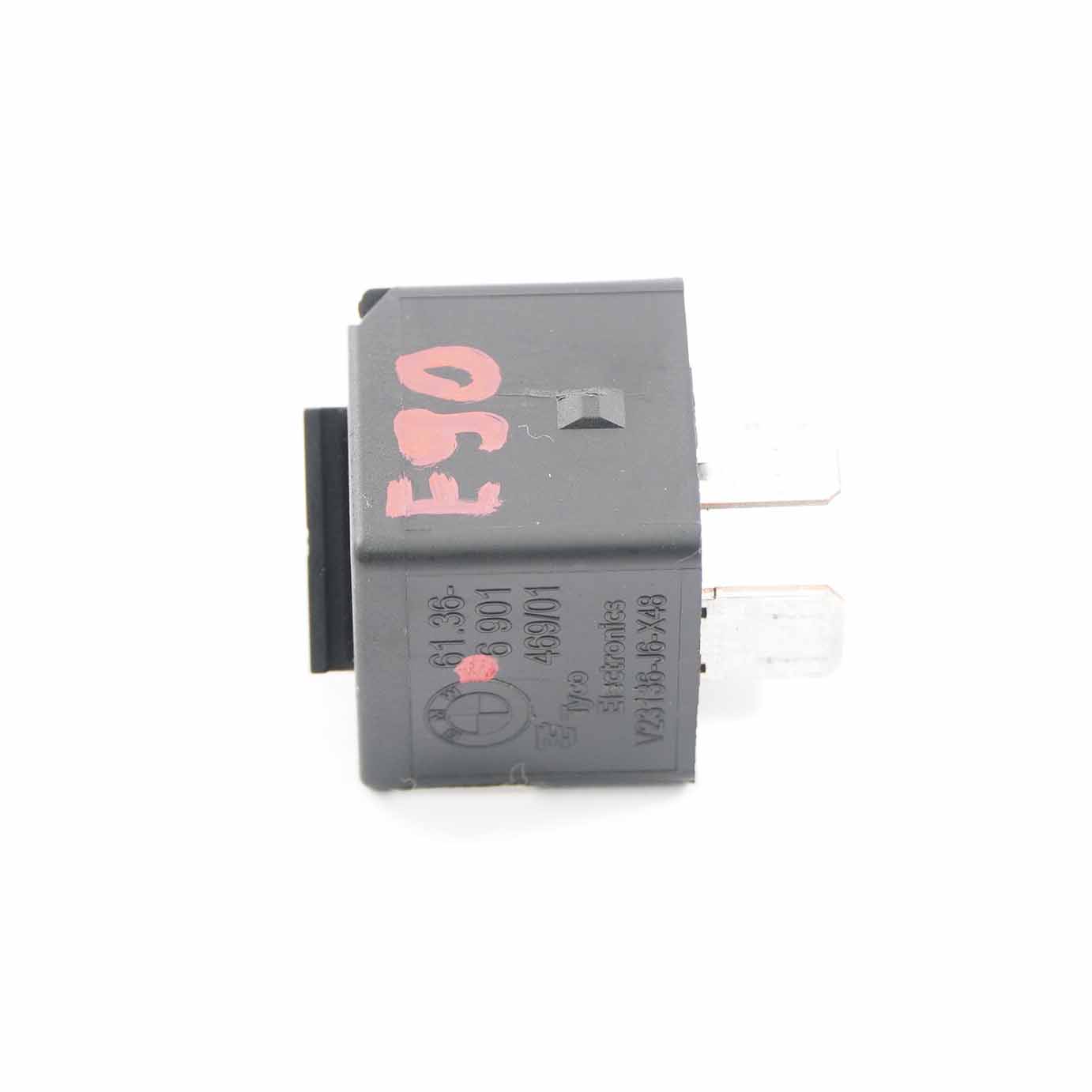 Relay BMW E60 E87 E90 F10 F30 Black 4 Pin Tyco 6901469