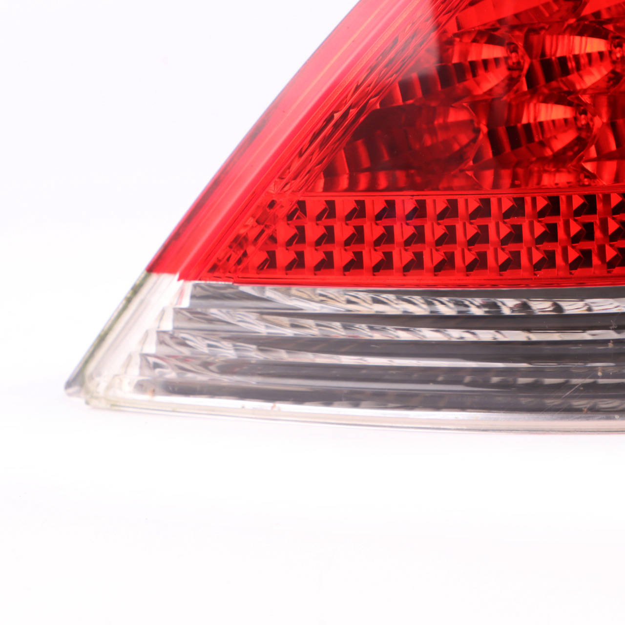 BMW E65 E66 Rear Light In The Side Panel White Right O/S 6914286