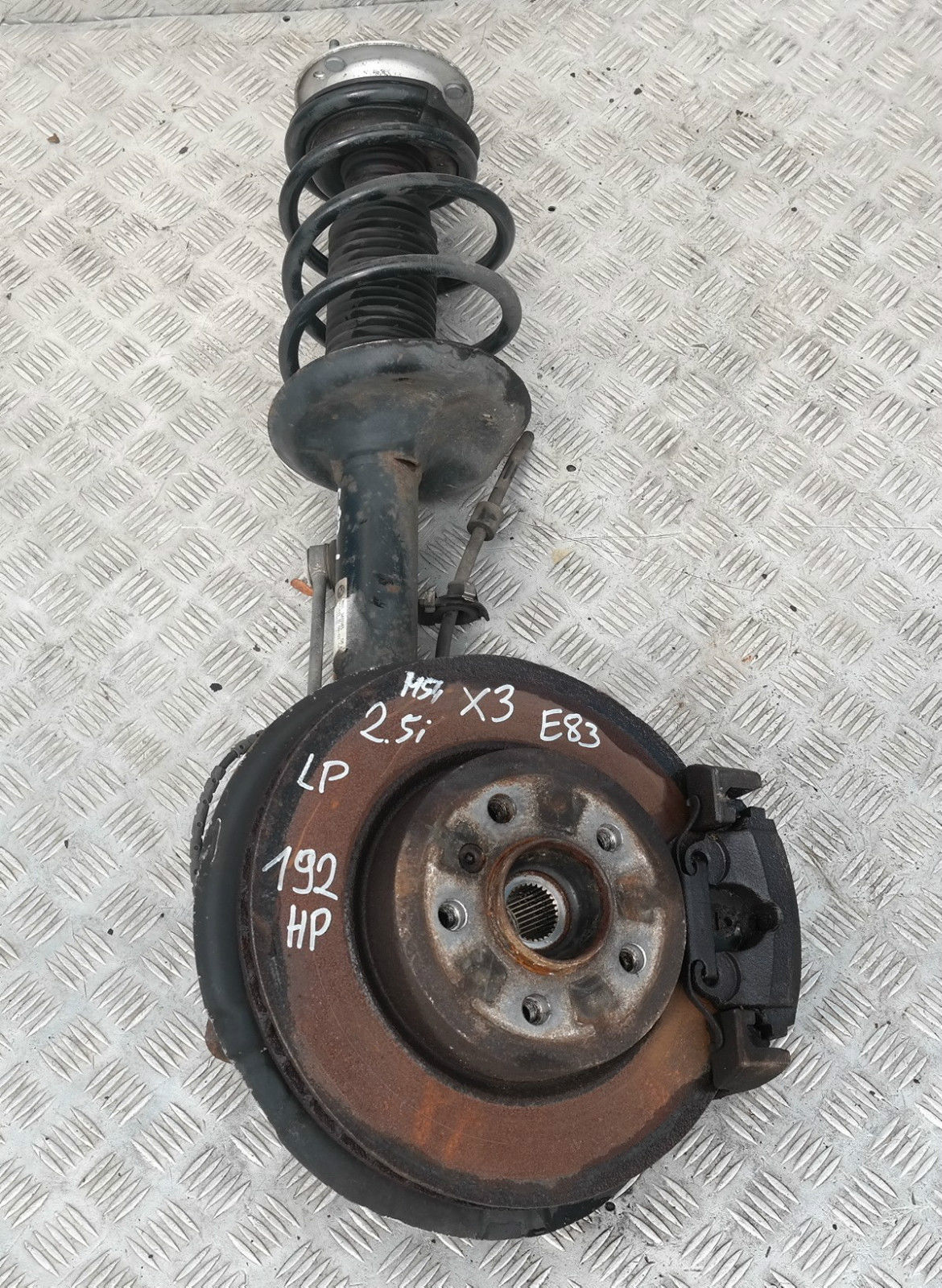 BMW X3 E83 2.5i M54 FRONT LEFT N/S LEG SPORT SUSPENSION AXLE BRAKE DISC HUB SET